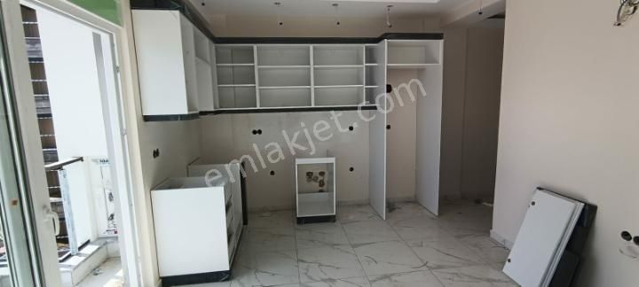 https://imaj.emlakjet.com/listing/11650943/BE7A208DB679634C3E5BEC014A9D999411650943.jpeg