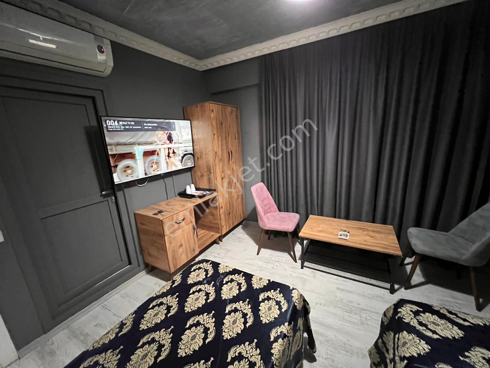 Emlakçıdan İstanbul Gaziosmanpaşa Bağlarbaşı Mahallesi 2+1 Günlük