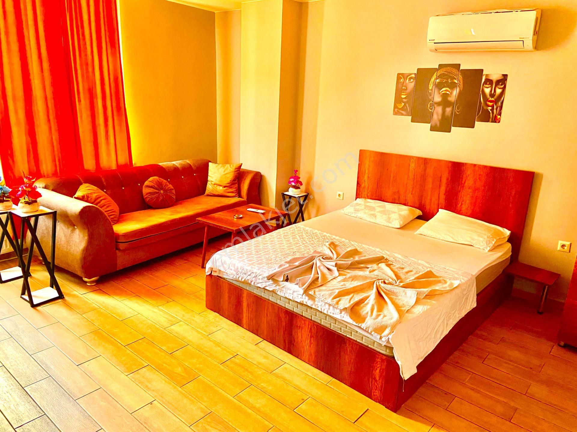 Emlakçıdan İstanbul Gaziosmanpaşa Merkez Mahallesi 1+1 Günlük Kiralık