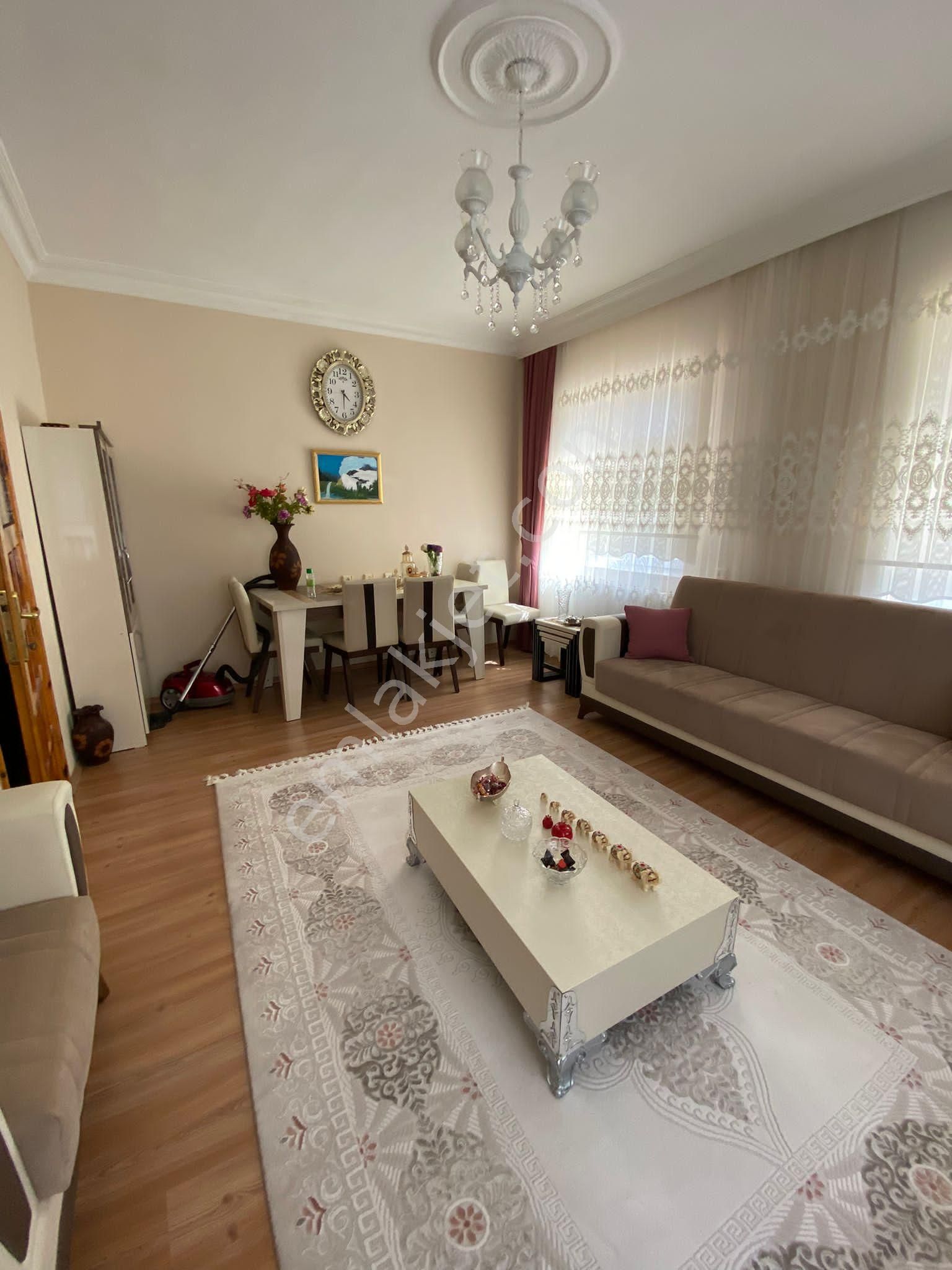 Özgaye Emlak'tan Develi Yeni Mahallede Satılık Müstakil Ev