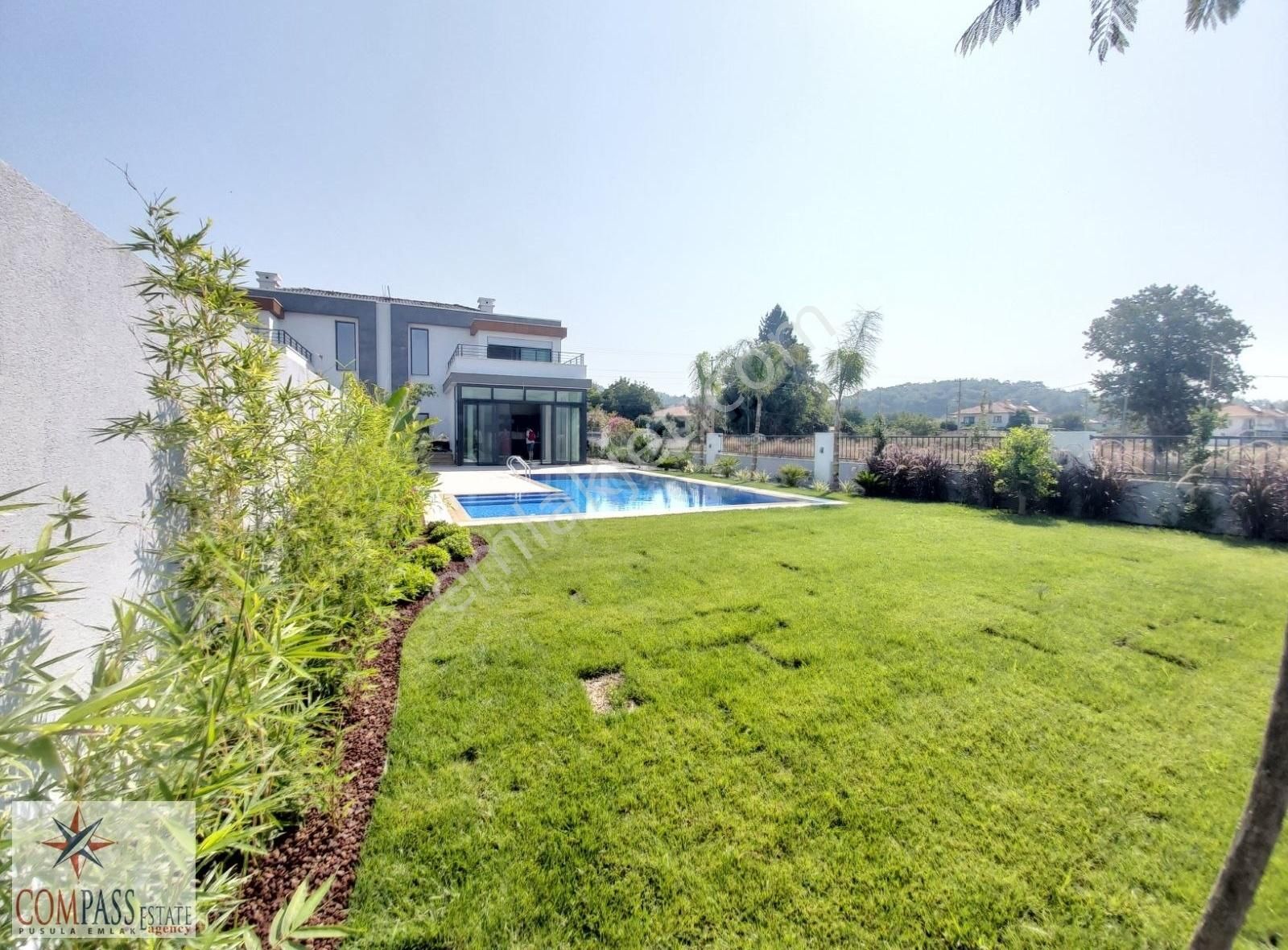 Ula Ataköy Satılık Villa Gökova Körfezinde Emsalsiz Satılık Havuzlu İkiz Müstakil Villa