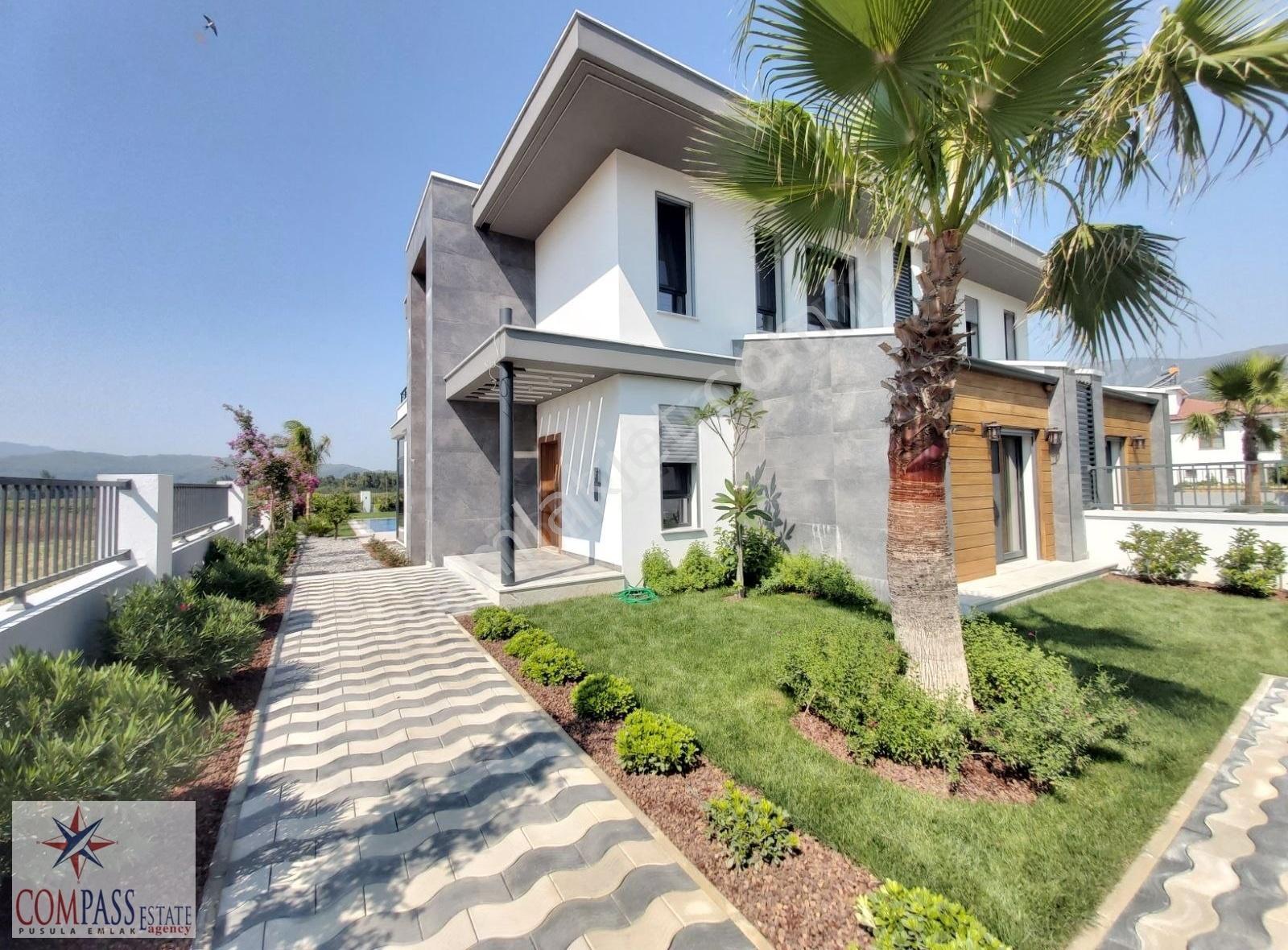 Gökova Körfezinde Emsalsiz Satılık Havuzlu İkiz Müstakil Villa - Görsel 34