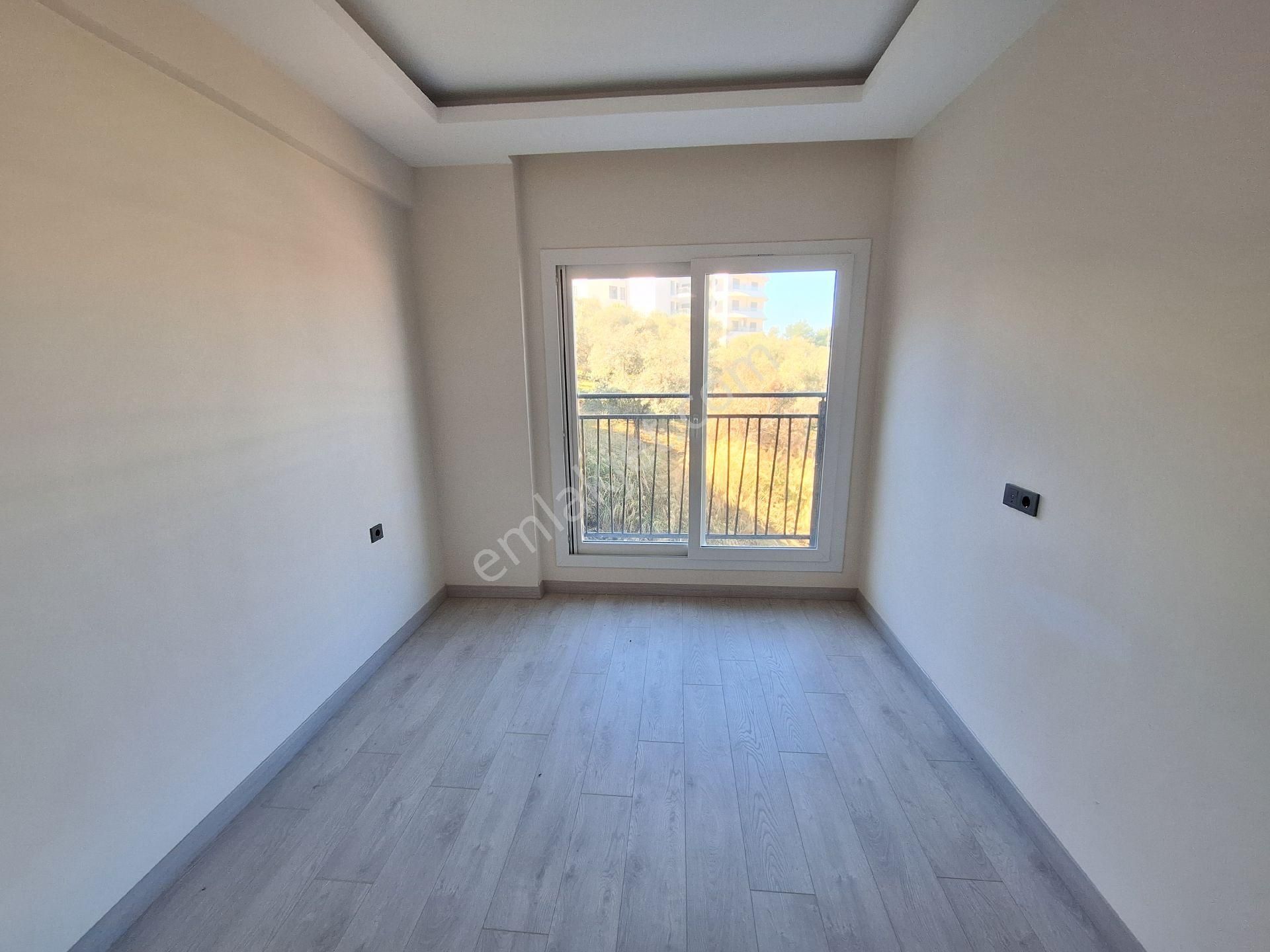 Doğalgazlı,kuşadasında Yeni Binada,sahile 150m 1+1 Eşyasız Kiralık Daire - Görsel 9