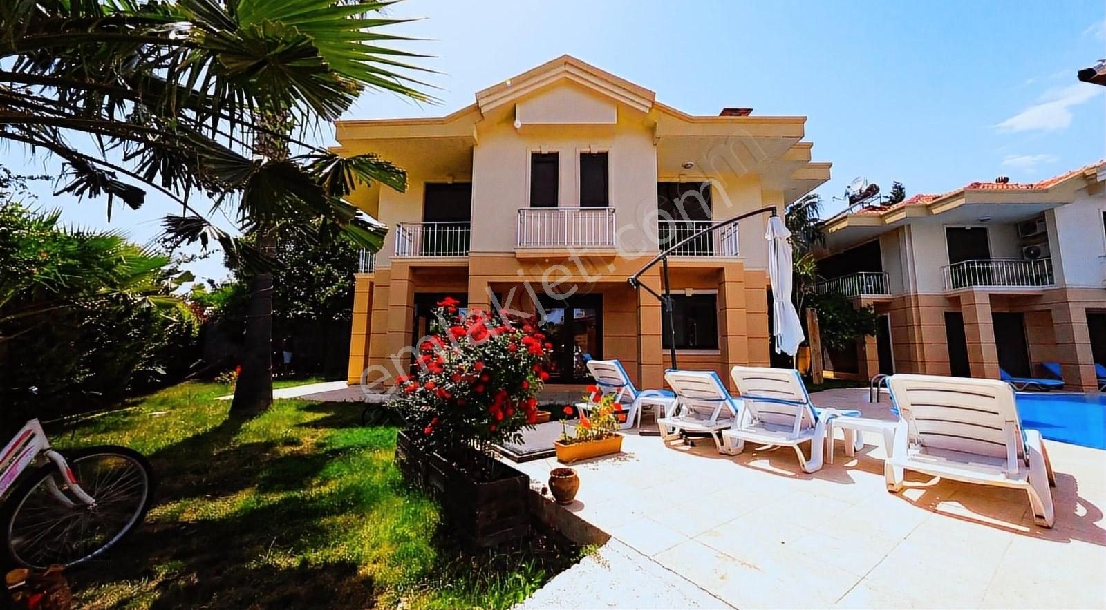 Granada Otel Yanı Satılık 7 Villadan Oluşan Site - Görsel 18