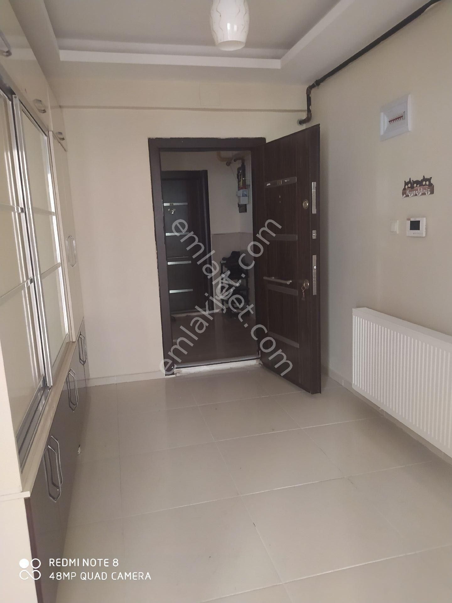 Eryavuz Dan 4+1 Odalı+balkonlu+bahçeli+doğalgazlı+asansörlü+parkeli+giriş Kat+merkezi Yer+uygun... - Görsel 6