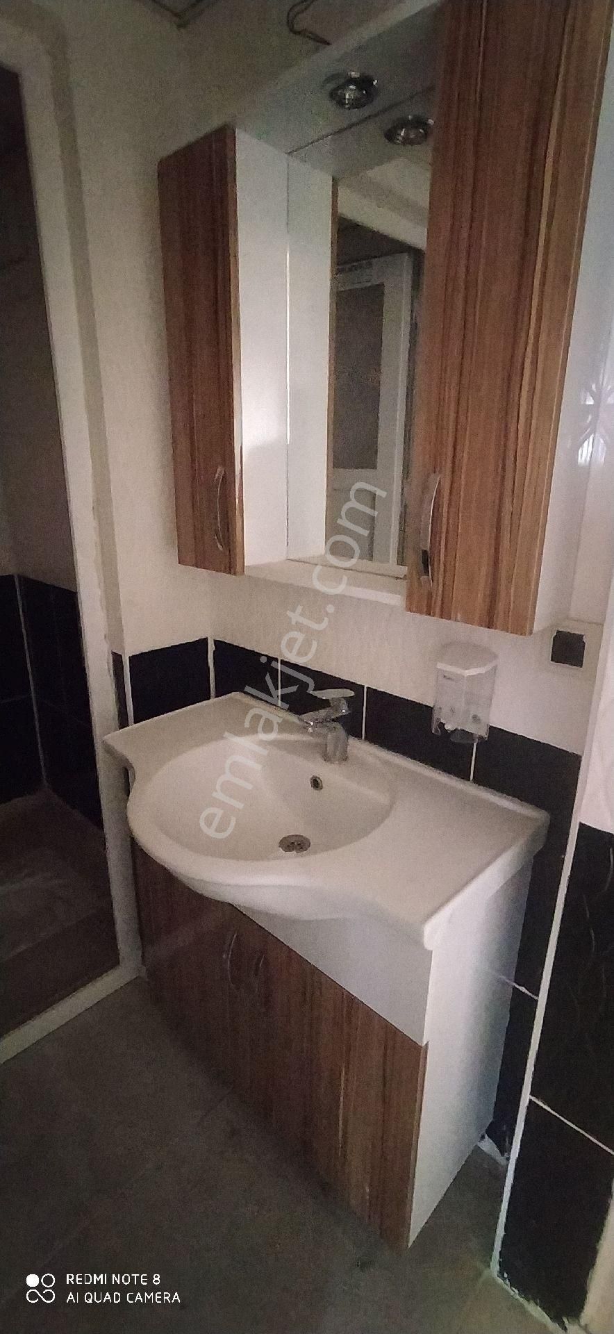 Eryavuz Dan 4+1 Odalı+balkonlu+bahçeli+doğalgazlı+asansörlü+parkeli+giriş Kat+merkezi Yer+uygun... - Görsel 35