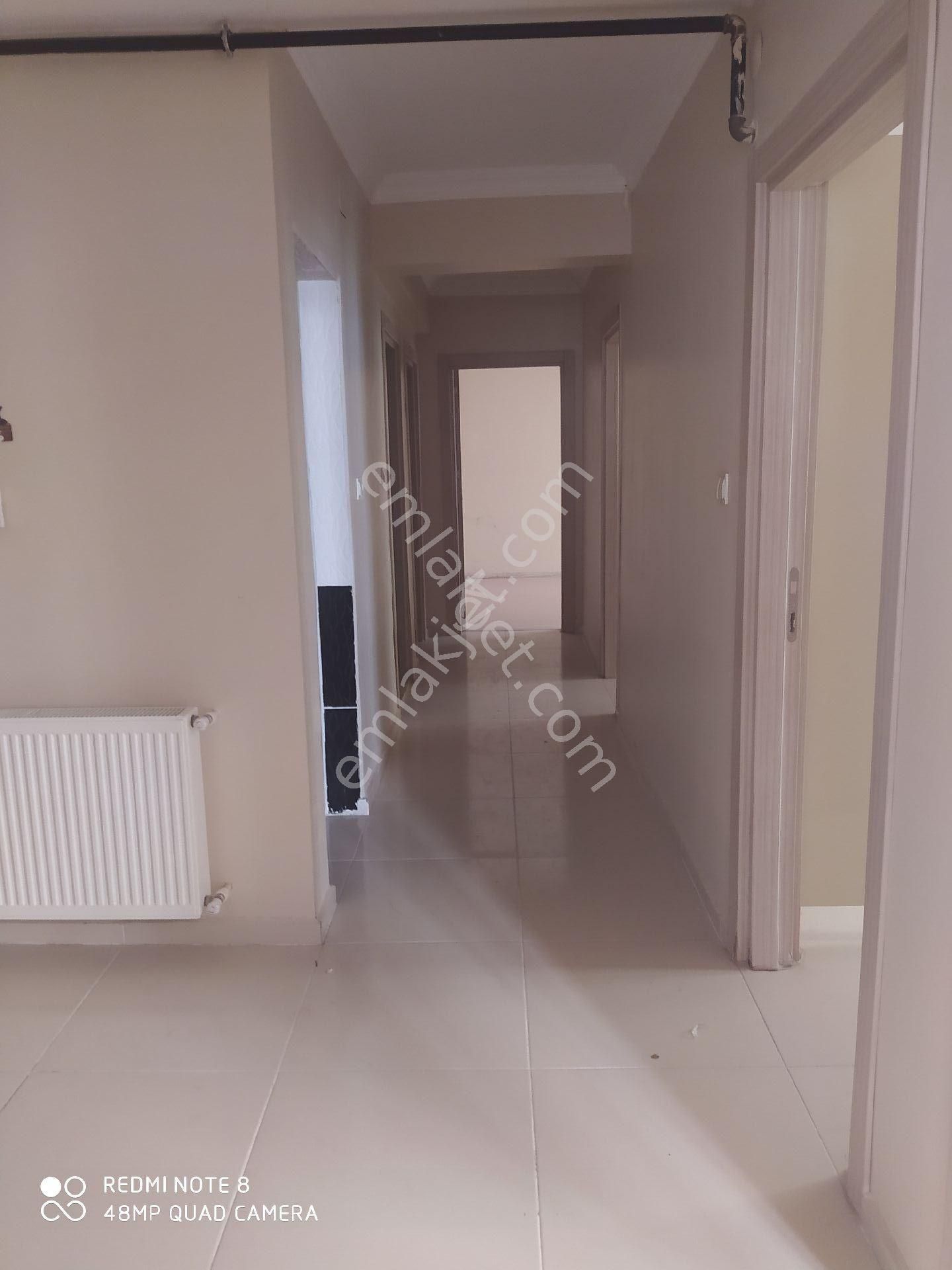 Eryavuz Dan 4+1 Odalı+balkonlu+bahçeli+doğalgazlı+asansörlü+parkeli+giriş Kat+merkezi Yer+uygun... - Görsel 10