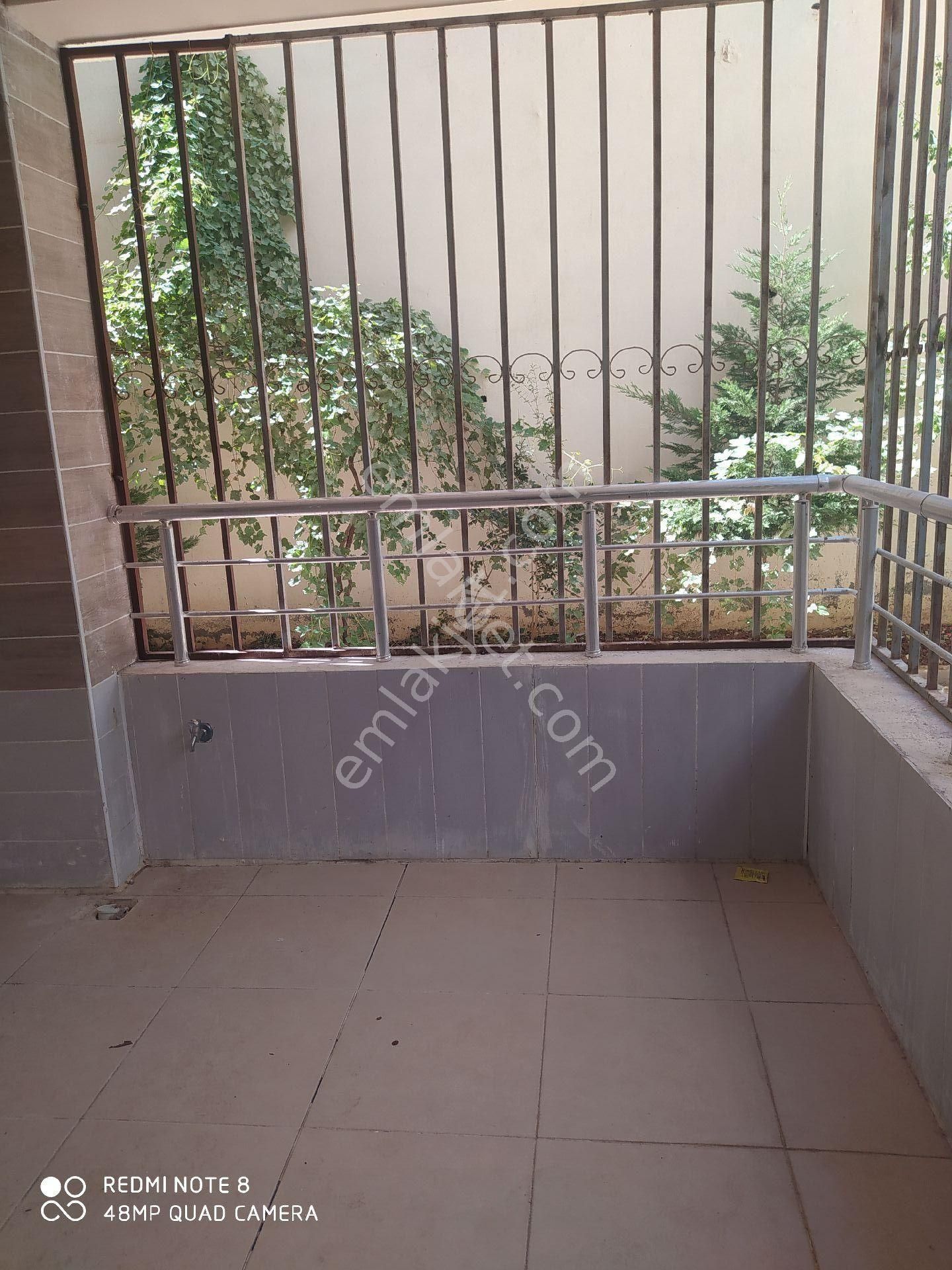 Eryavuz Dan 4+1 Odalı+balkonlu+bahçeli+doğalgazlı+asansörlü+parkeli+giriş Kat+merkezi Yer+uygun... - Görsel 19