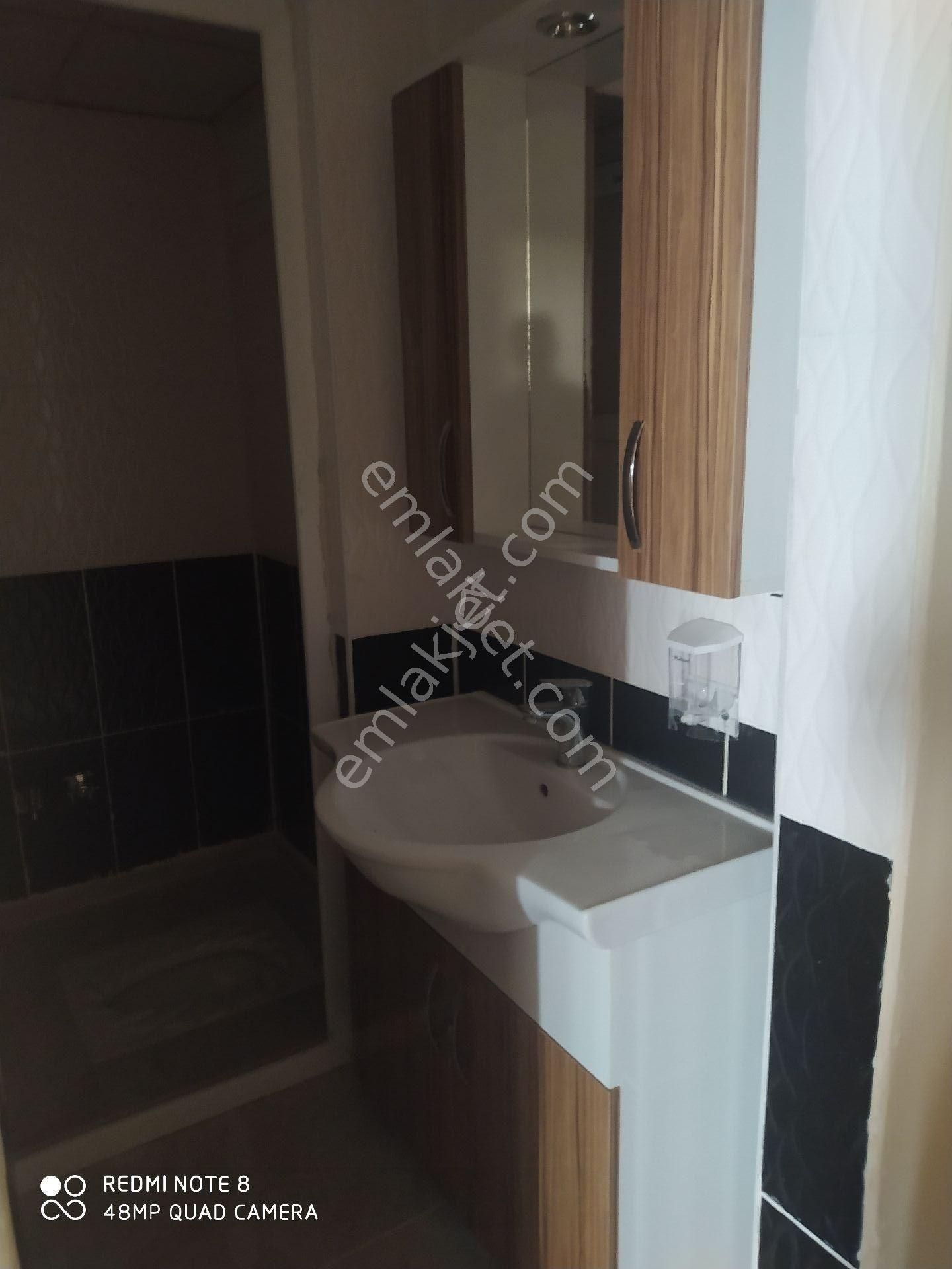 Eryavuz Dan 4+1 Odalı+balkonlu+bahçeli+doğalgazlı+asansörlü+parkeli+giriş Kat+merkezi Yer+uygun... - Görsel 21