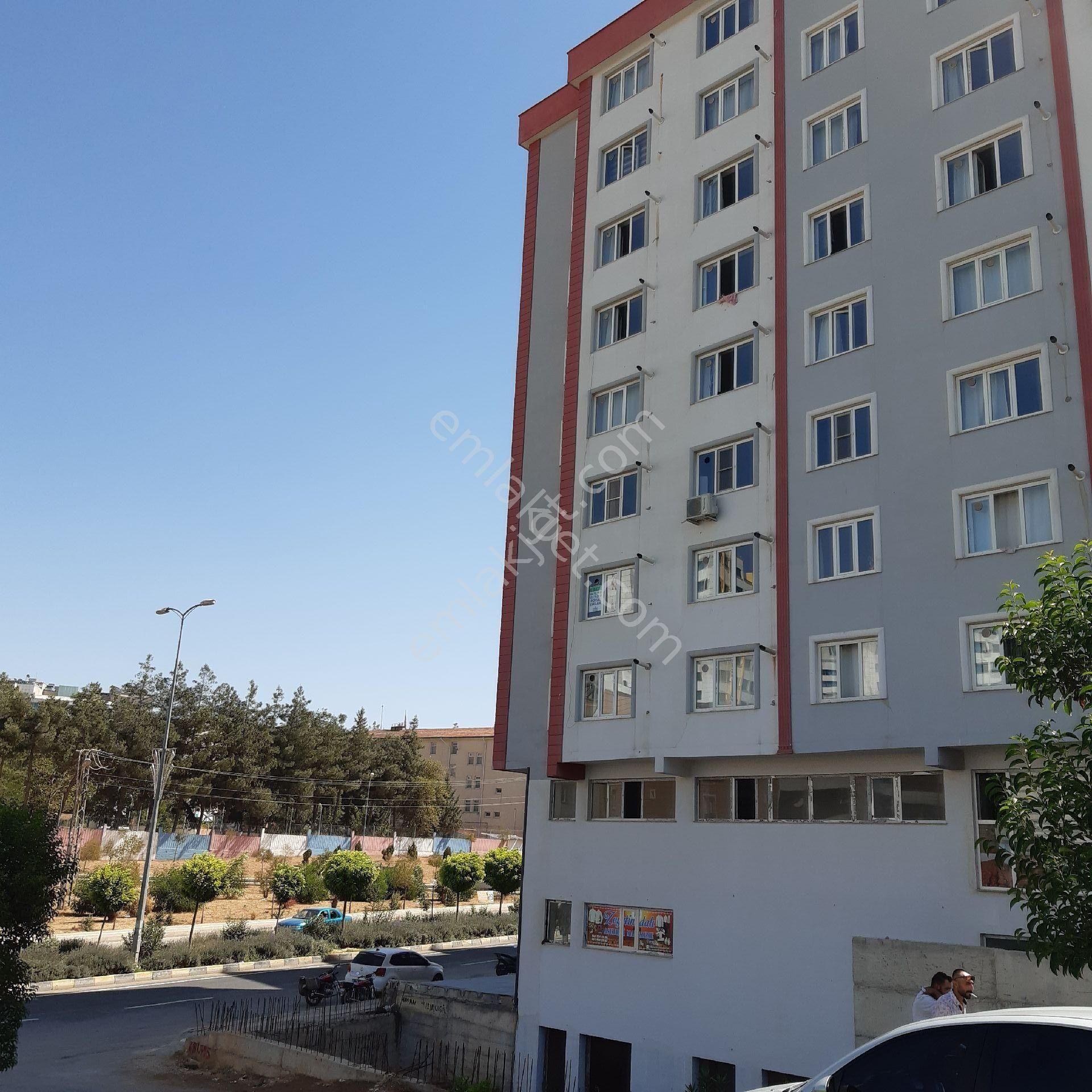 Kilis Merkez Ekrem Çetin Kiralık Daire ROYAL EMLAK TAN KİRALIK 1+1 KLAS STUDYO EŞYALI DAİRE 