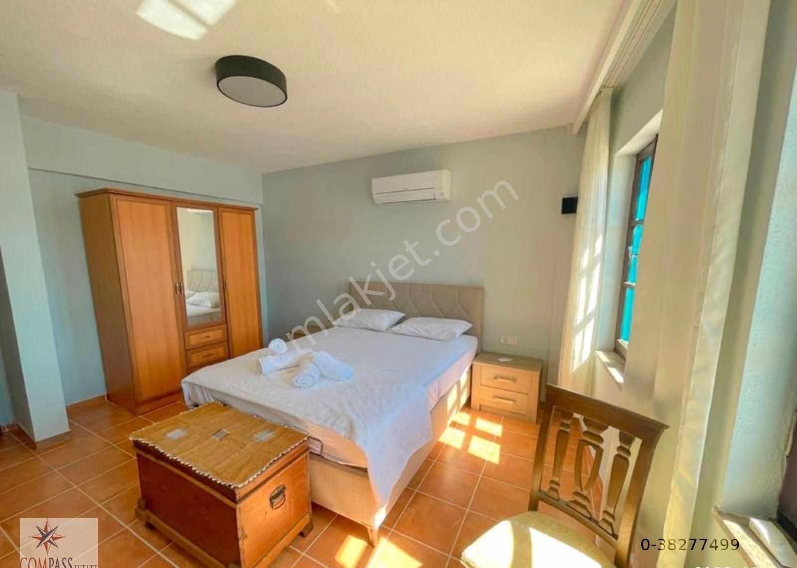 Muğla Marmaris Kiralık Yalı Dairesi MARMARİS KALESİ'NDE DENİZE SIFIR KİRALIK KALE EVİ