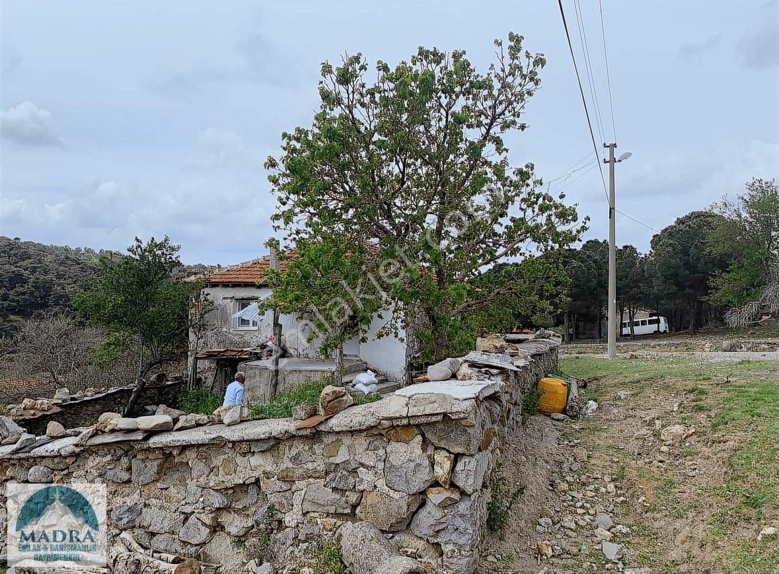 Burhaniye Sübeylidere Satılık Müstakil Ev Balıkesir Burhaniye Sübeylidere Köy Evi