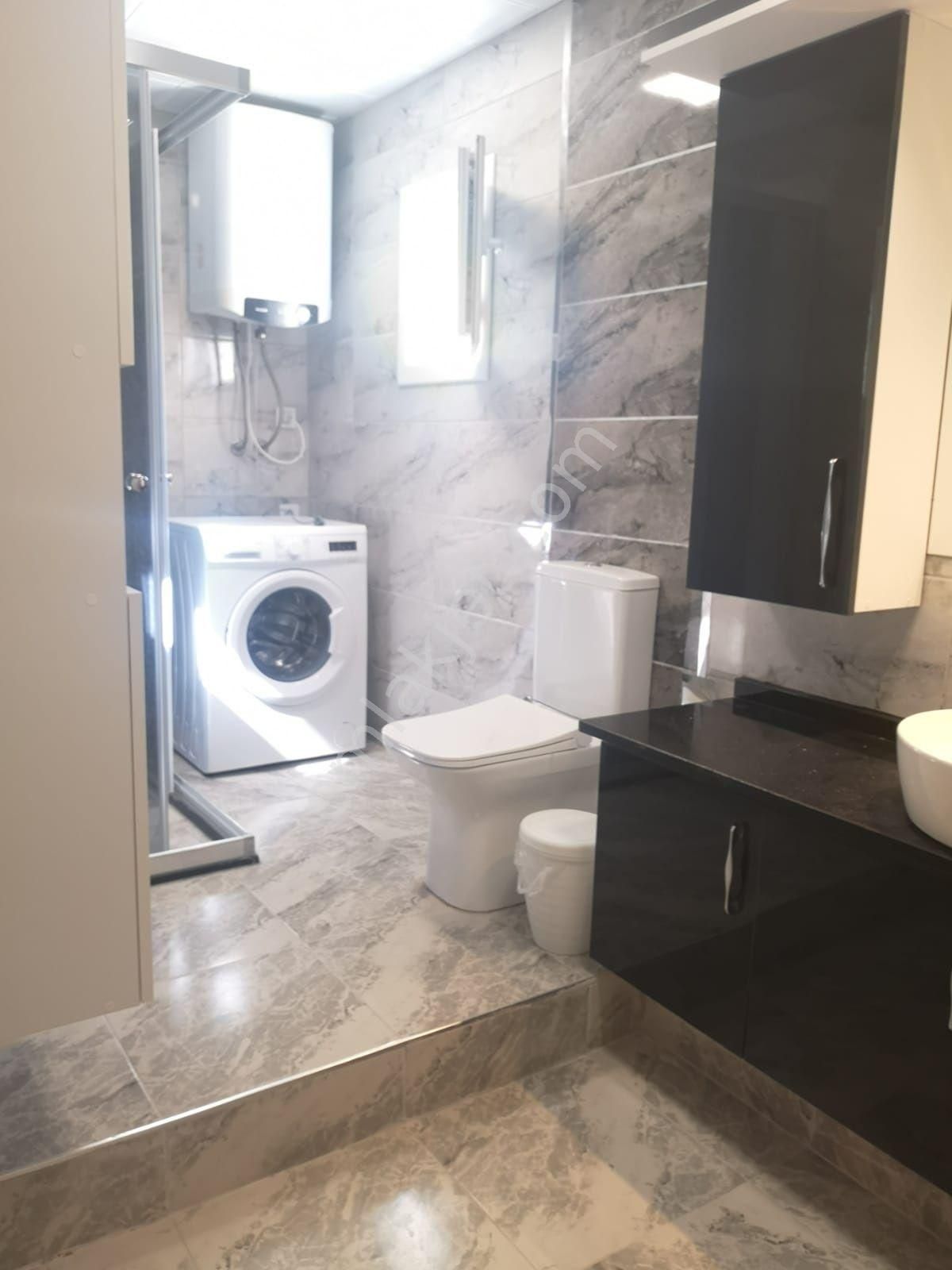 Boyalık Denize Çok Yakın Site İçerisinde Geniş Bahçe Paylı Villa - Görsel 35