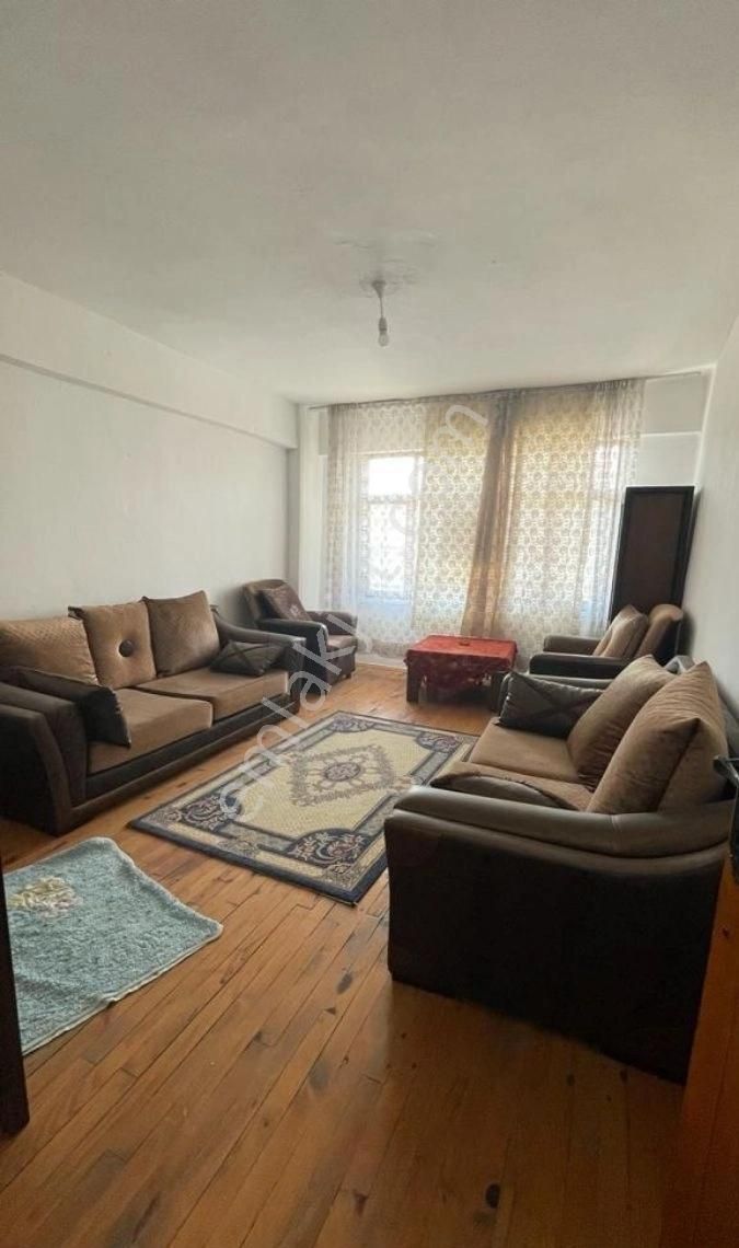 Elmalı Yeni Satılık Daire Elmalı Merkezde Cadde Üzerinde 3+1 Sobalı Daire Satılıktır