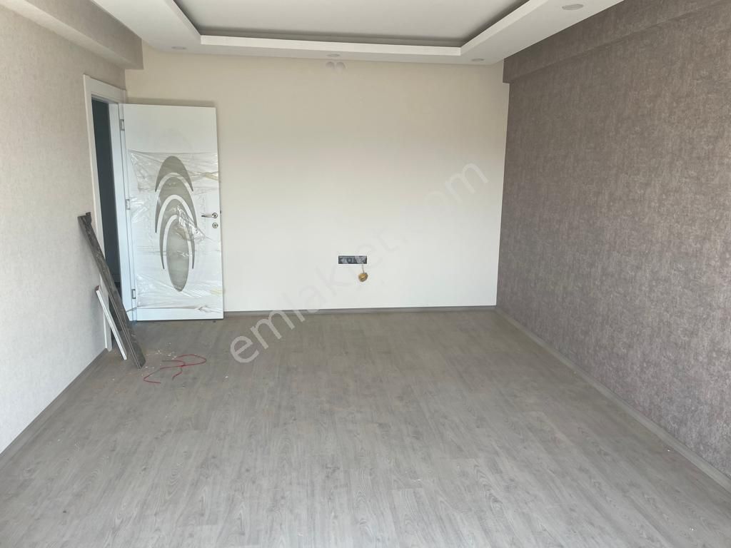 Emlakçıdan İzmir Torbalı Yedi Eylül Mahallesi 2+1 Kiralık Daire 4.500 ...