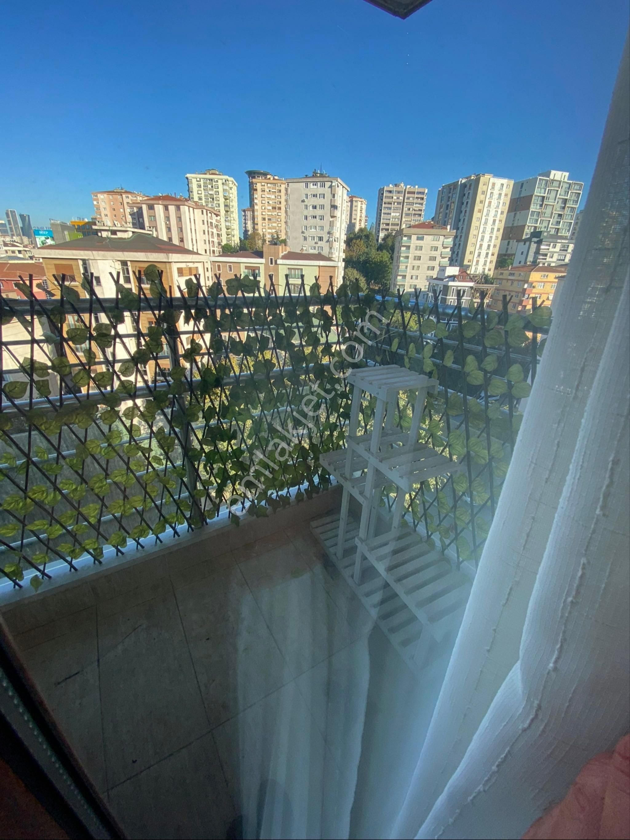 Sahibinden Genis Ferah Odalar, Genc Bina, Dusuk Aidat, Kapali Otopark, Ferah