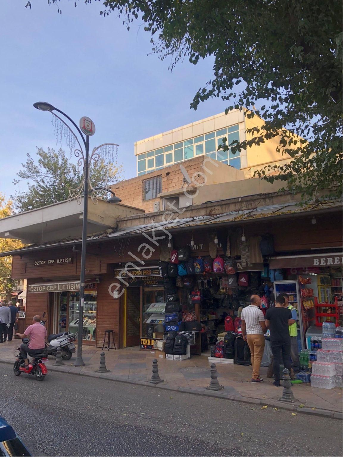 Eyyübiye Yusufpaşa Satılık Dükkan & Mağaza Çarşı merkez konumda ptt karşısında satılık 3 ayrı işyeri