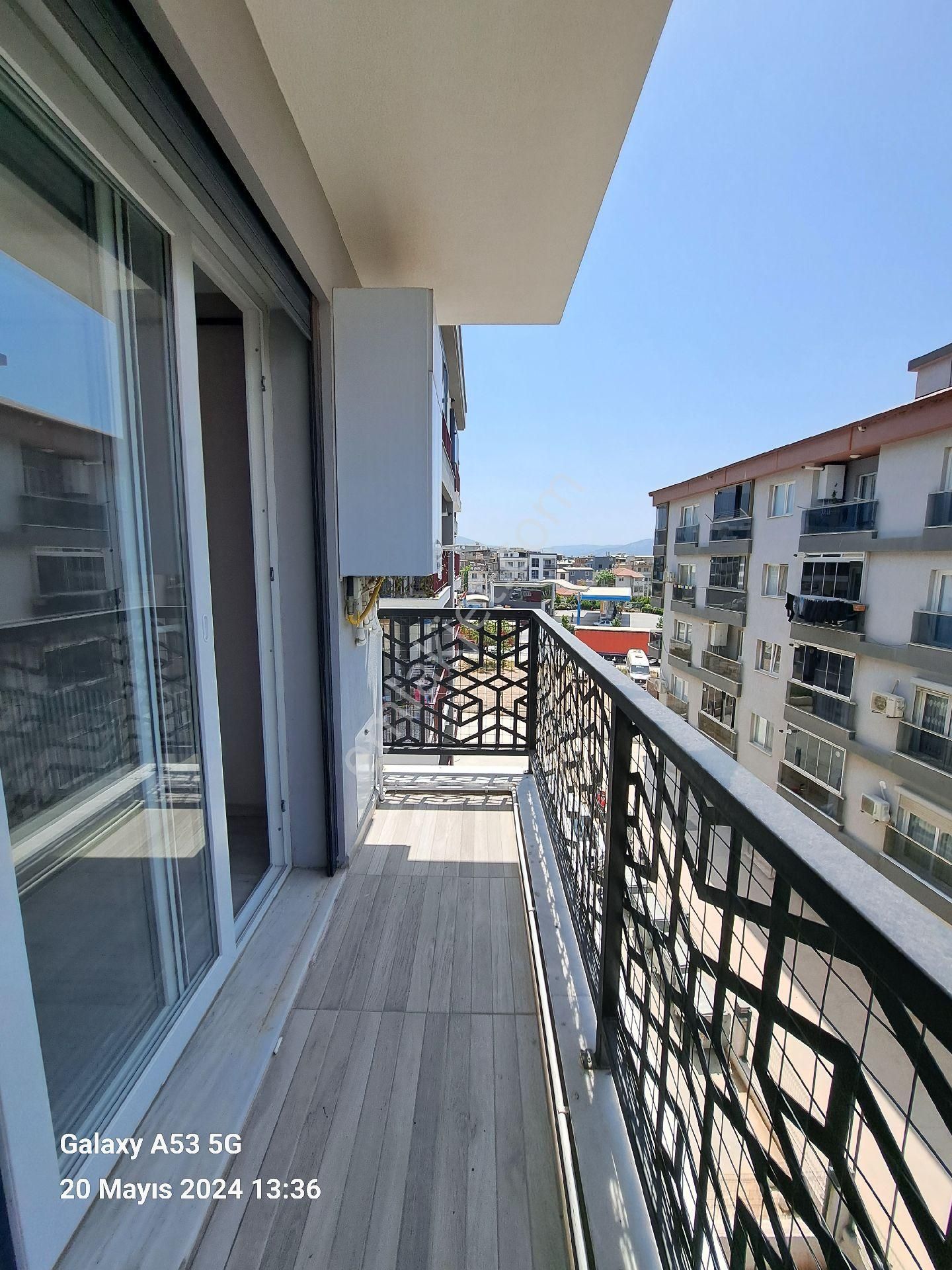 Bornova Doğanlar Da 1+1 Kiralık Lüks Daire - Görsel 15