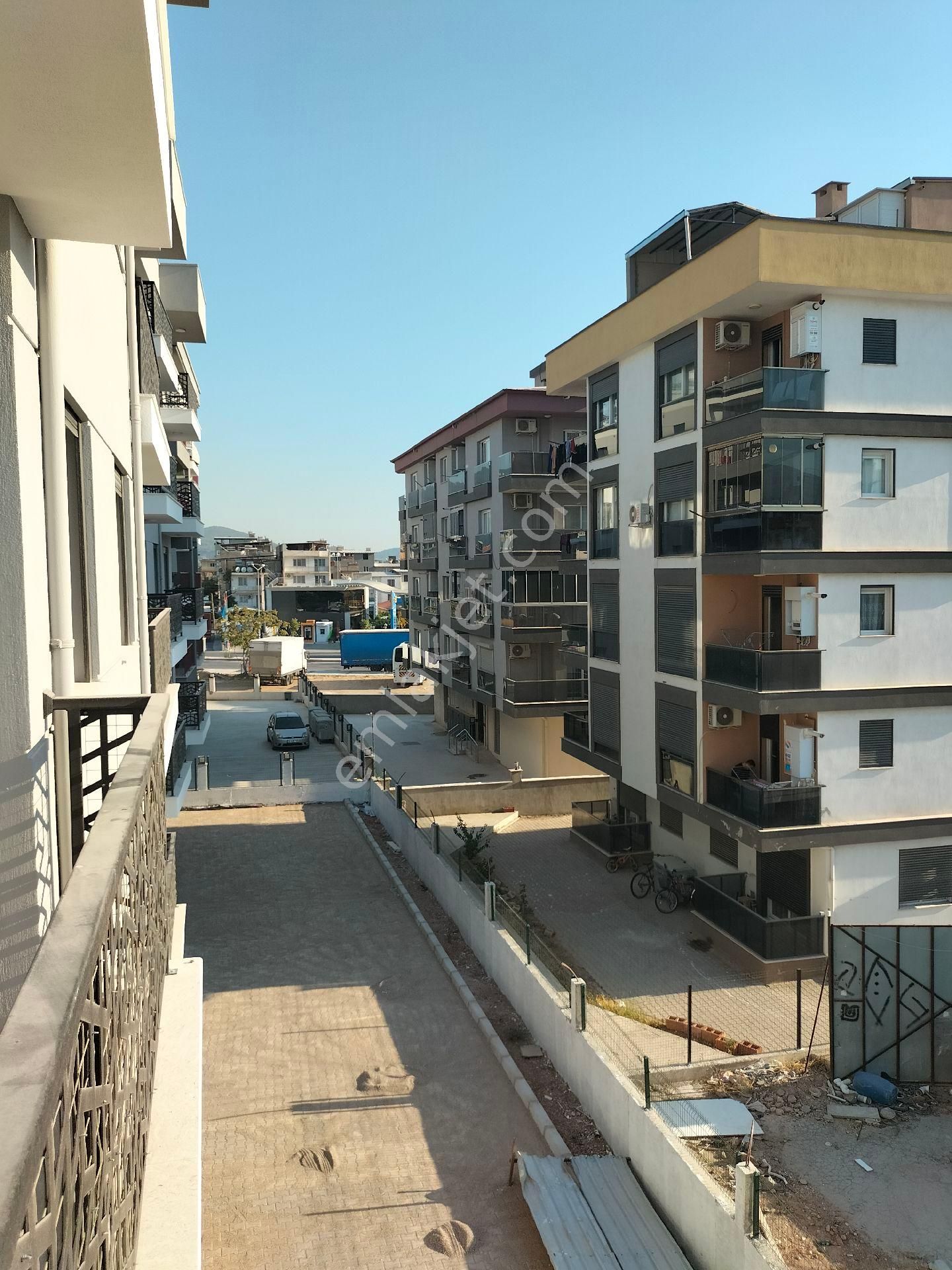 Bornova Doğanlar Da 1+1 Kiralık Lüks Daire - Görsel 11