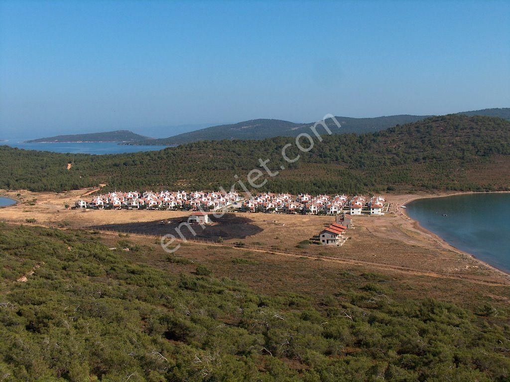 Ayvalık Küçükköy Satılık Sit Alanı  AYVALIK KÜÇÜKKÖY HAKKIBEY YARIMADASINDA SATILIK İMARSIZ ARSA