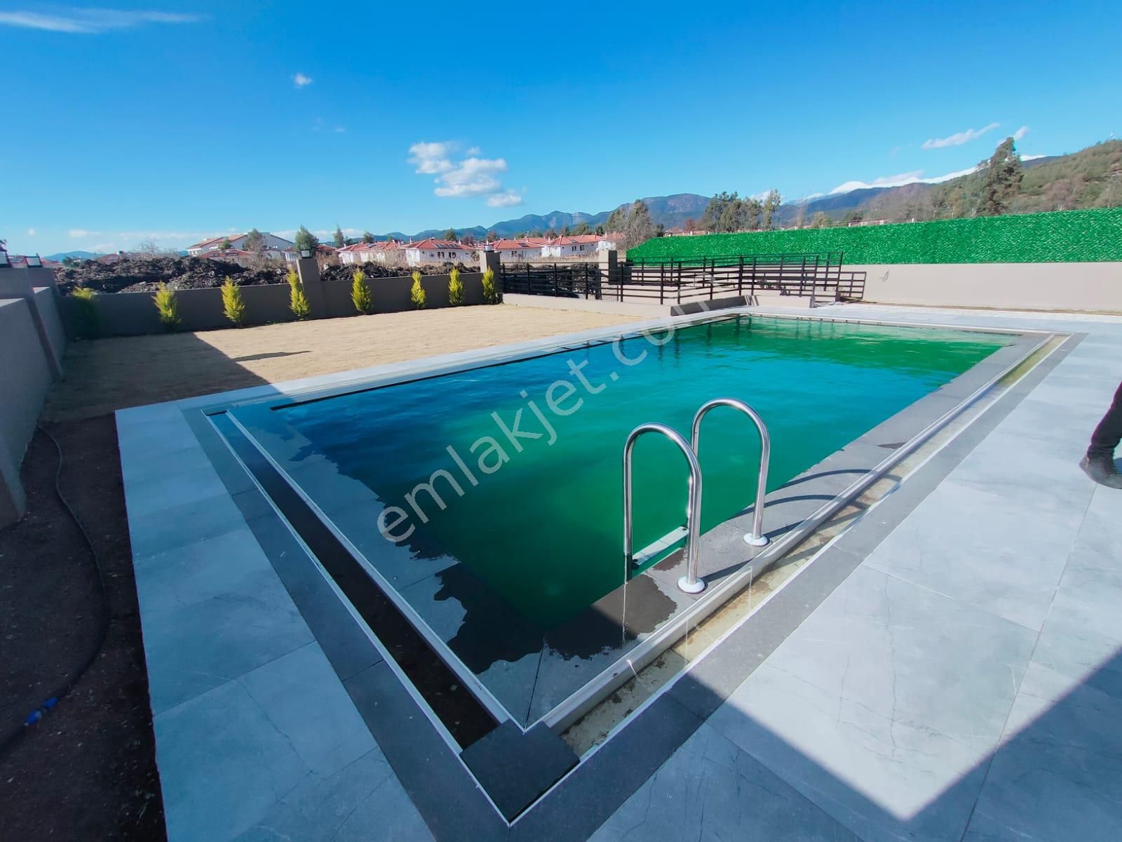 Emlak 48 Çalış Plajında 4+1 Müstakil Villa - Görsel 2