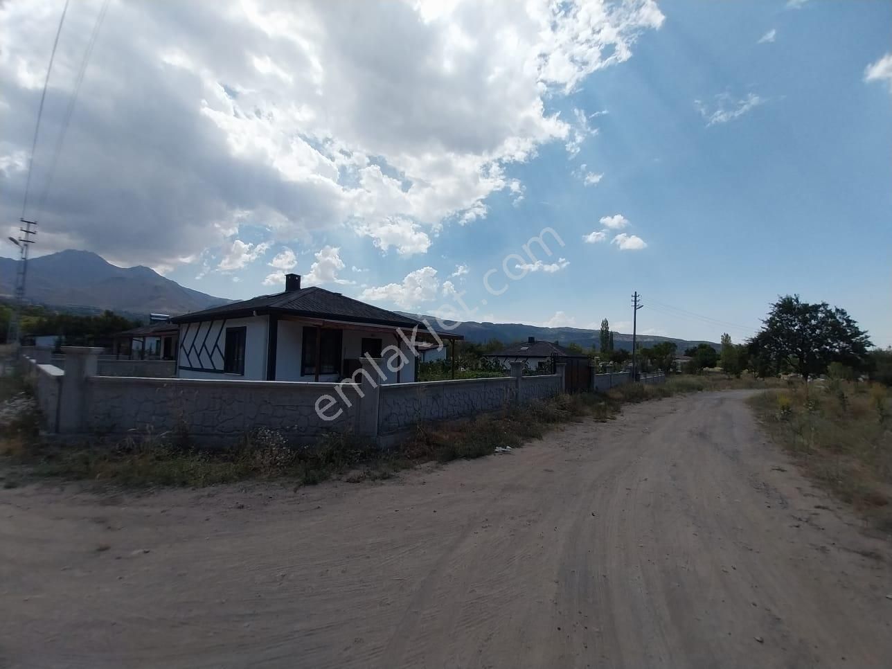 Hacılar Yediağaçta 1069 M2 Tek Tapulu İmarlı Temiz Villa Parseli - Görsel 17