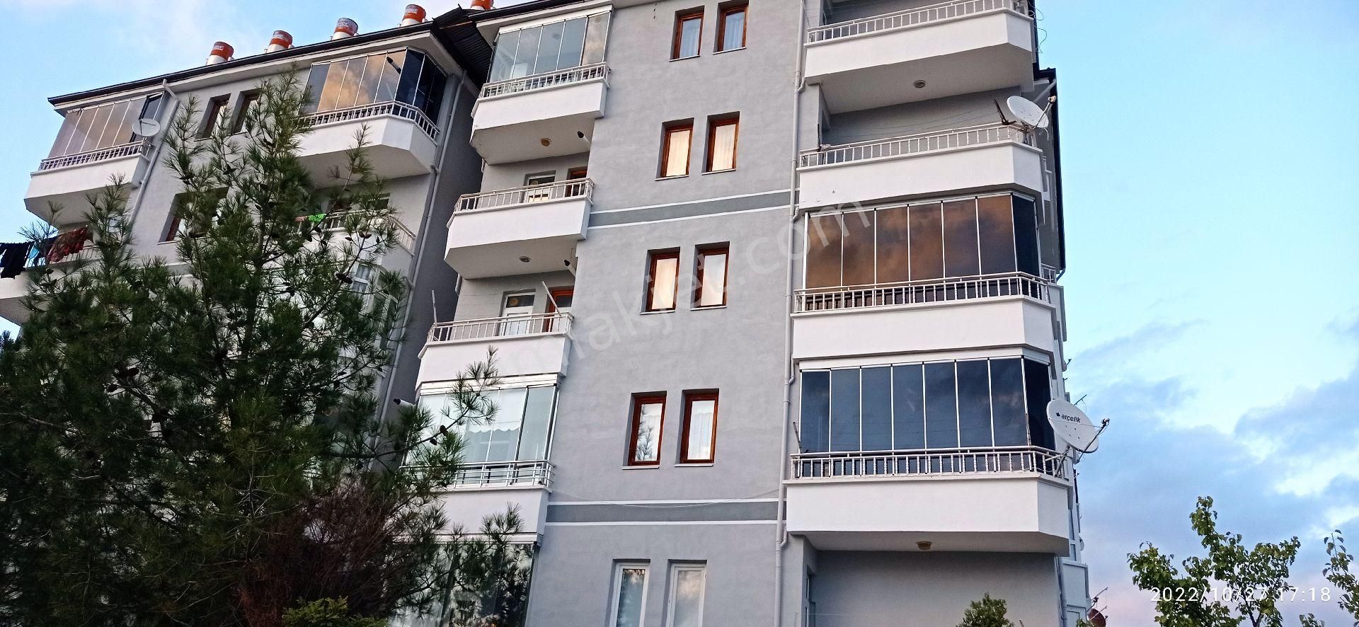 Emlakçıdan Tokat Turhal Emek Mahallesi 2.5+1 Oda Satılık Daire 760,000 ...