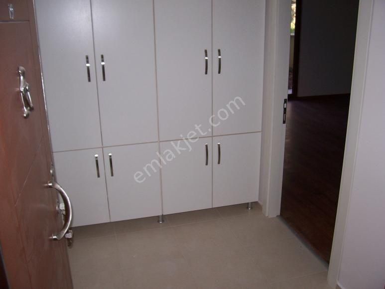 Altıntepe Genç Apt.garajlı Kombili Satılık Lüks Giriş Daire 1+1,65m2. - Görsel 12