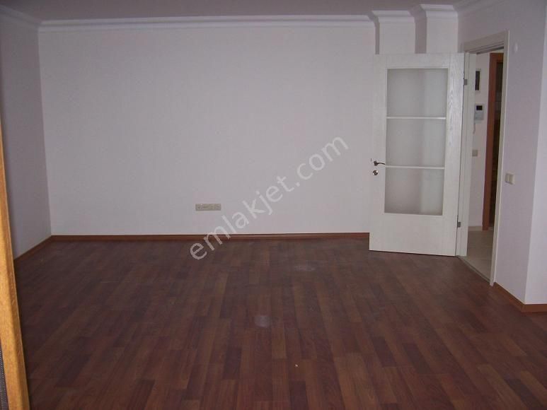 Altıntepe Genç Apt.garajlı Kombili Satılık Lüks Giriş Daire 1+1,65m2. - Görsel 15