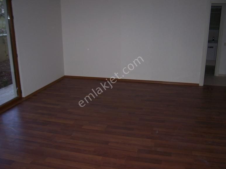 Altıntepe Genç Apt.garajlı Kombili Satılık Lüks Giriş Daire 1+1,65m2. - Görsel 17