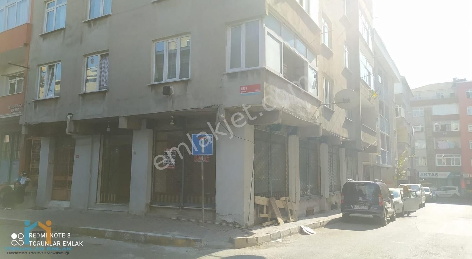 Torunlar Emlaktan Kiralık 150 M2 Giriş Kat Köşe Dükkan Yeni Mah.