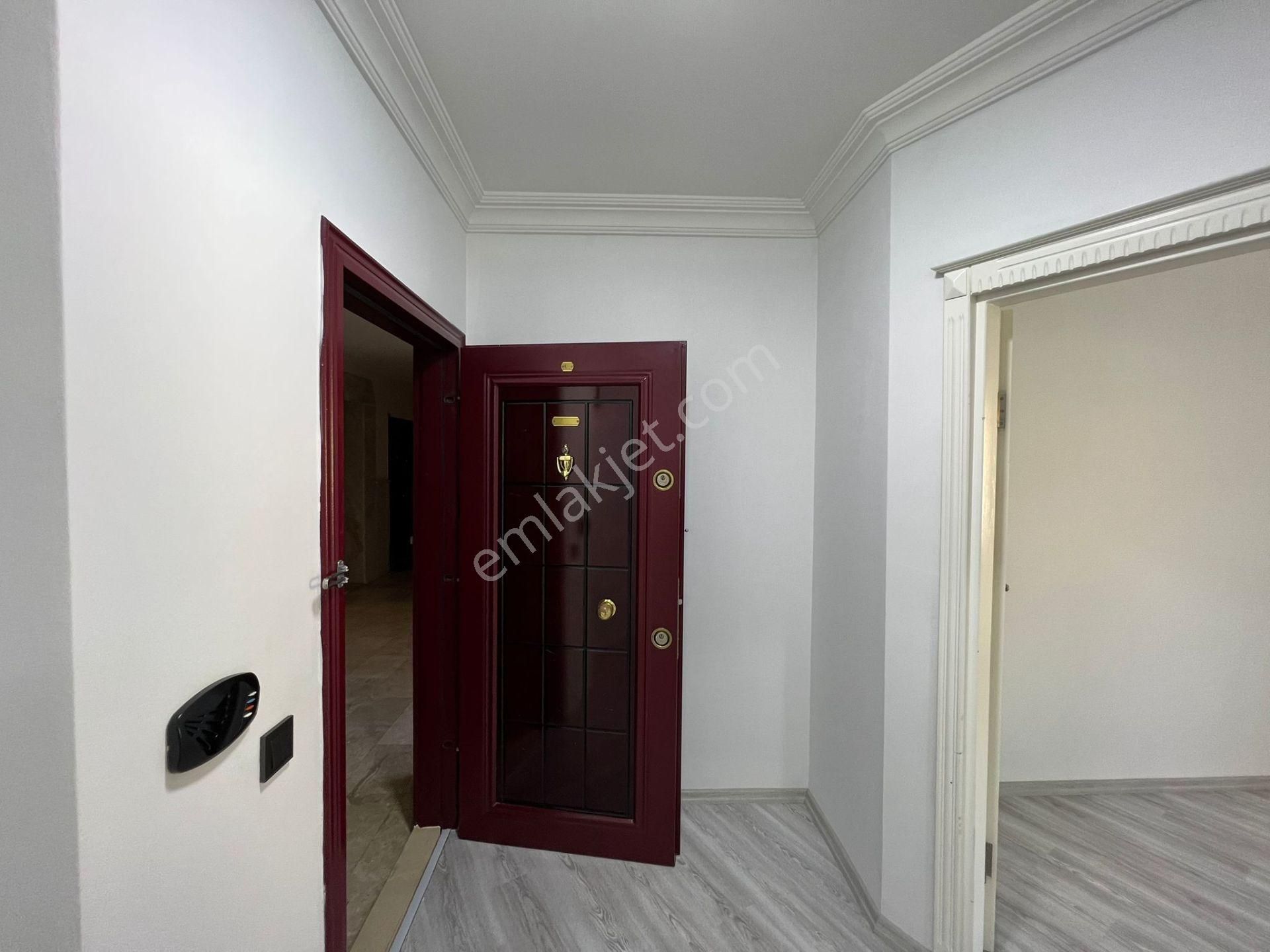 Alanya Cikcilli Satılık Daire Alanya Cikcilli Mah.alanyum Avm Civarı,geniş Satılık 2+1 Daire