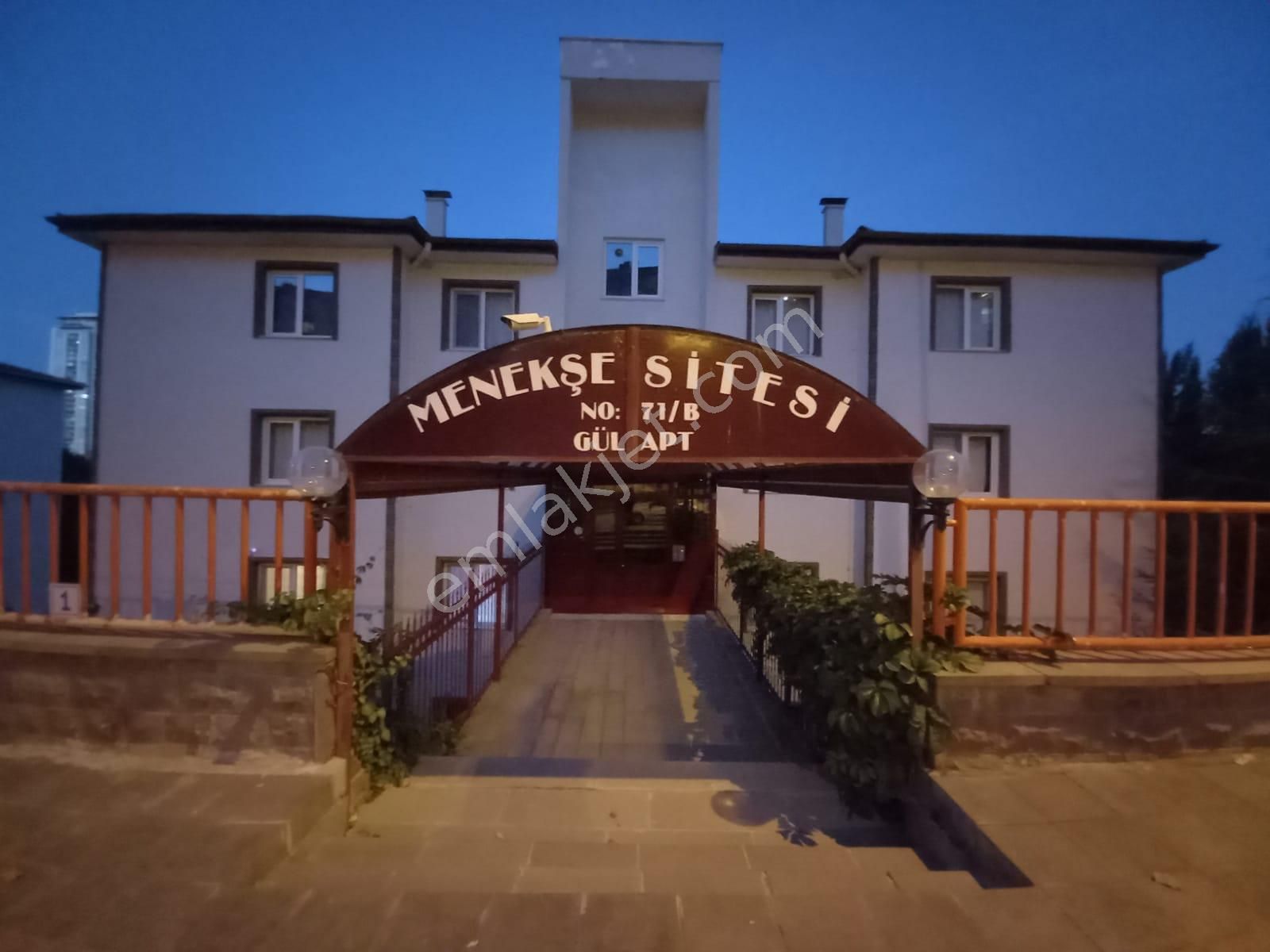 ***dikmen Vadi Manzaralı Mobilyalı Site İçerisinde 3+1 Daire***