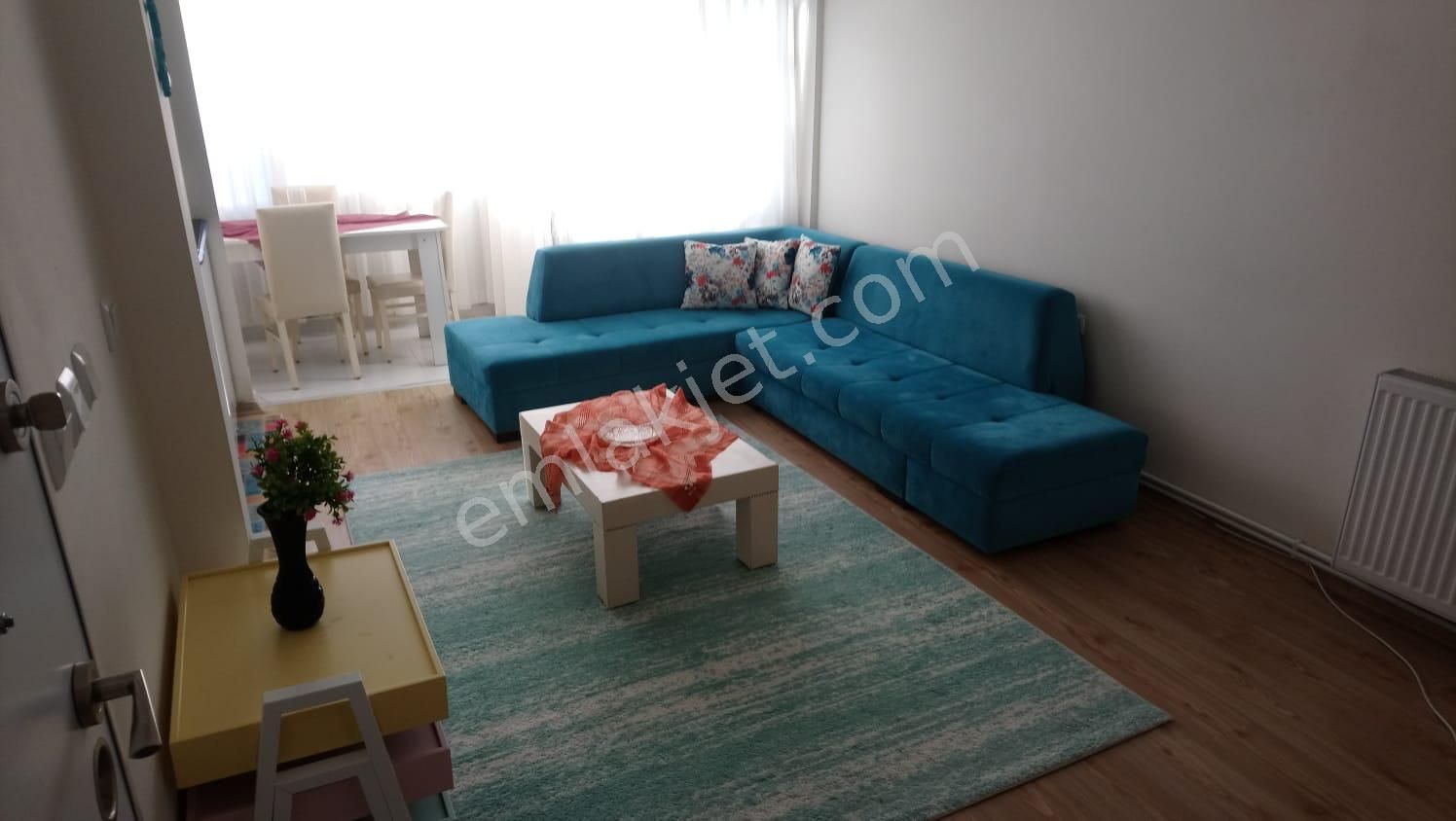 Karabağlar Basın Sitesi Günlük Kiralık Daire Yeşilyurt Hastanesine Yakin Günlük Kiralık Daire