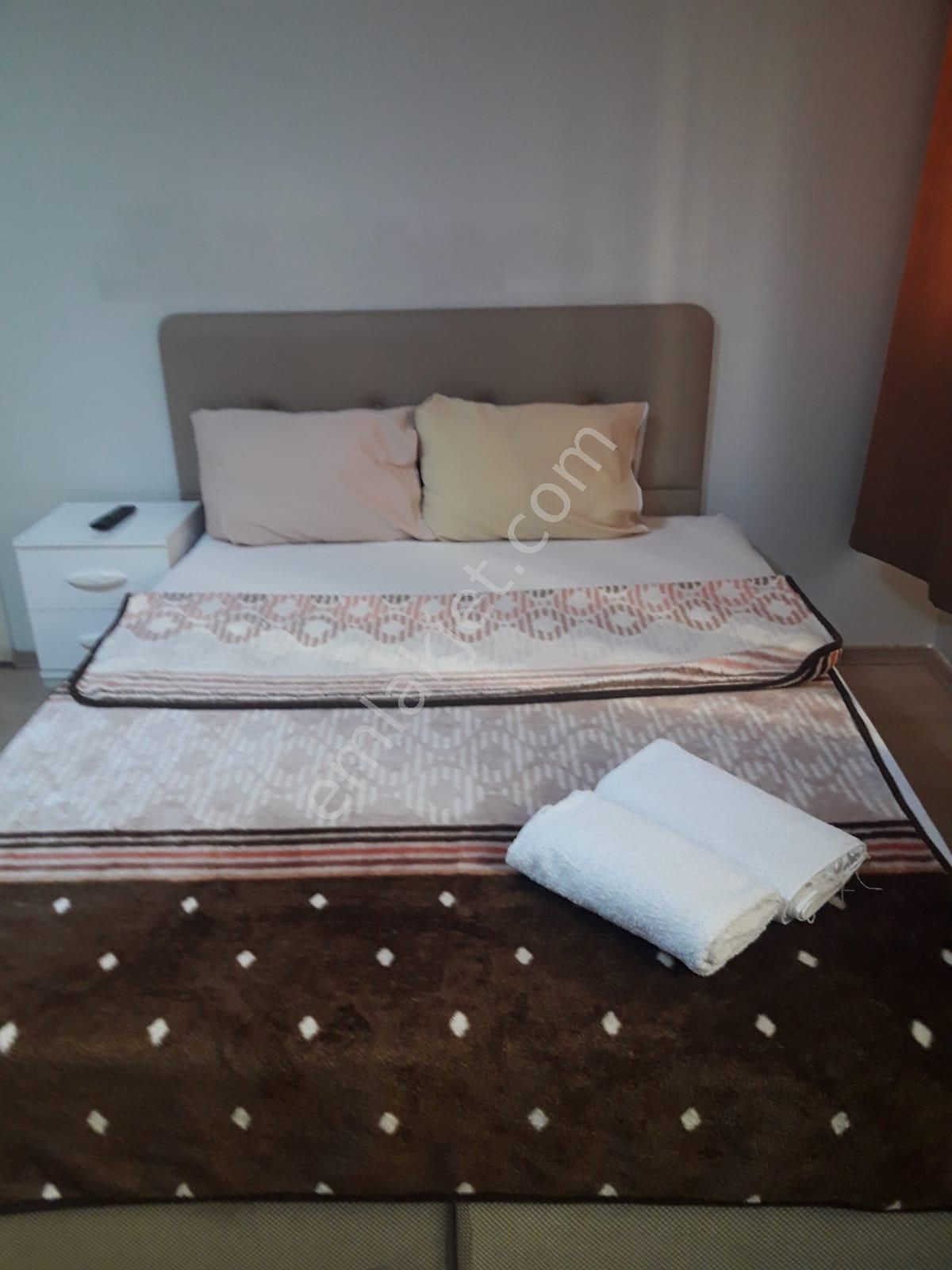 Çiğli Merkezde Güvenilir Günlük Lüks Kiralık Daire - Görsel 2