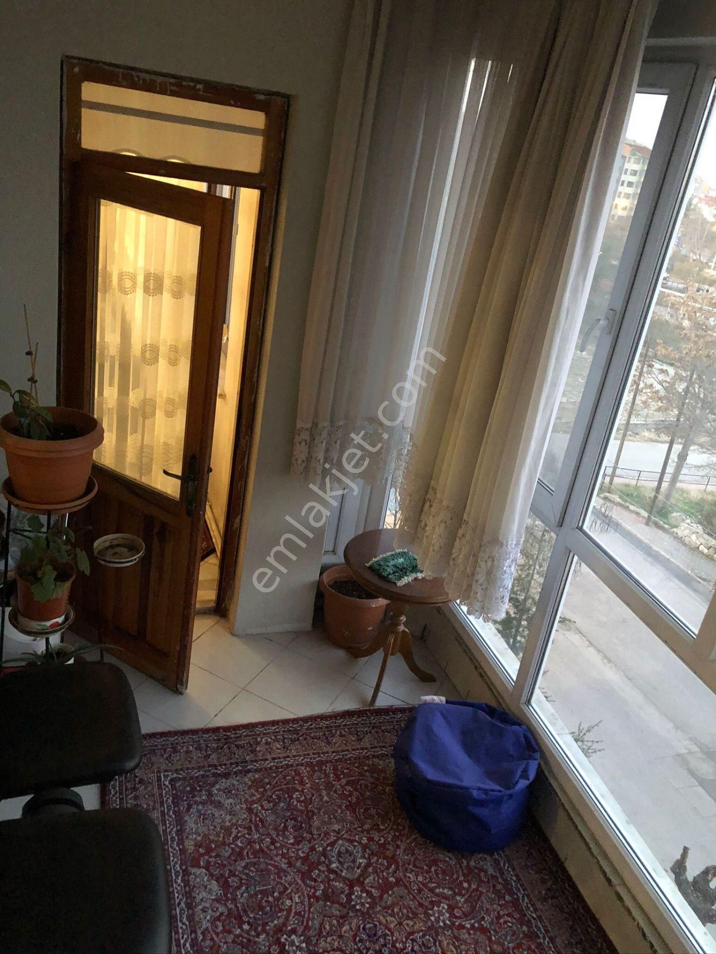 Tezcan Emlaktan Şehir Merkezi Müze Arkası Geniş Daire - Görsel 18