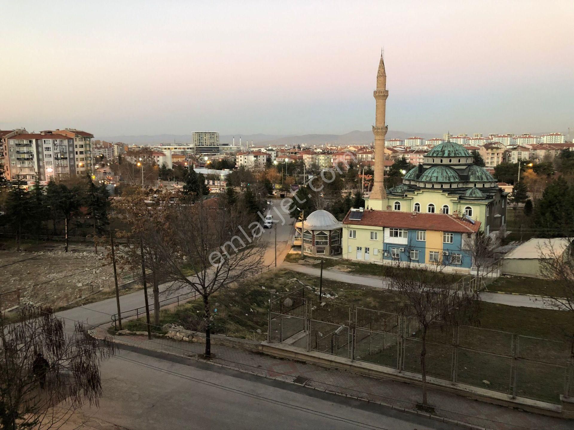 Tezcan Emlaktan Şehir Merkezi Müze Arkası Geniş Daire - Görsel 22