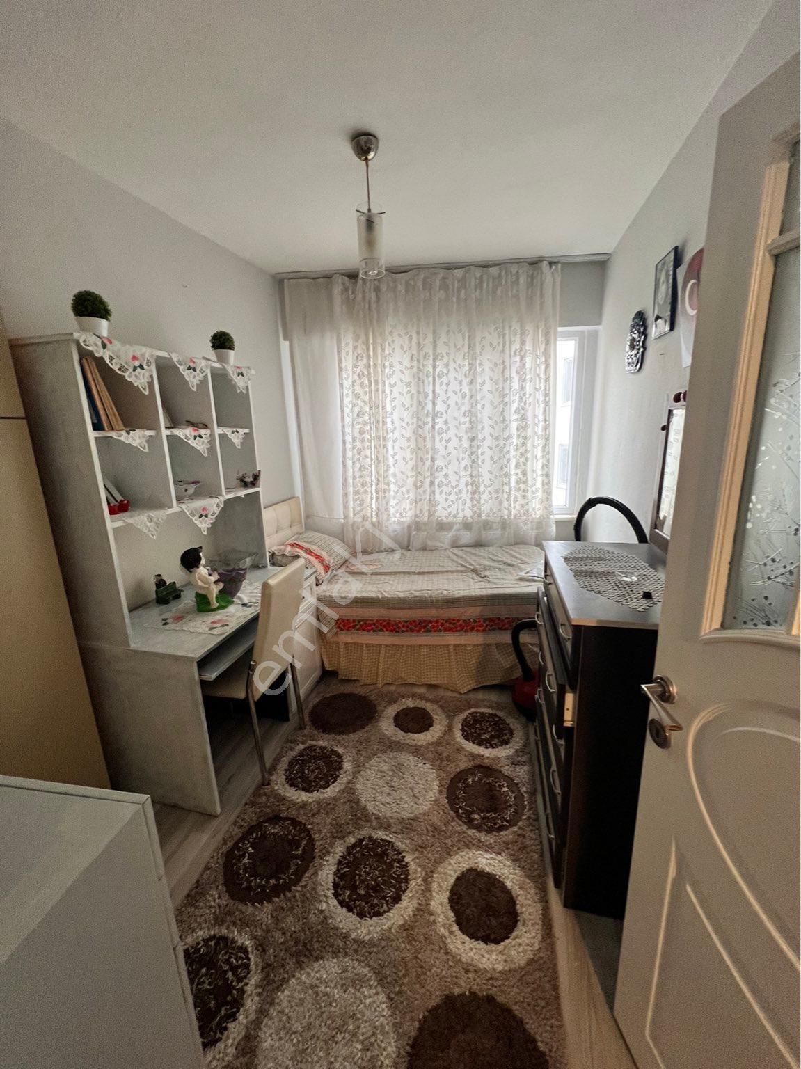 Saim Gencay Gayrimenkulden Gemlik Halitpaşa Mevkiinde Eşyalı Kiralık Daire - Görsel 8