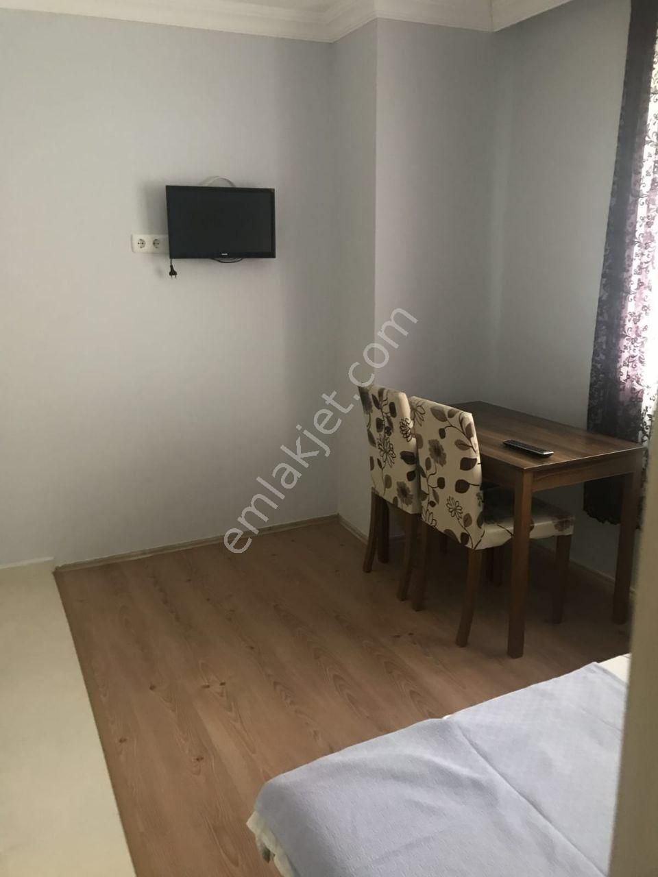 Üniversite Mah'de Satılık Eşyalı Apart - Görsel 13