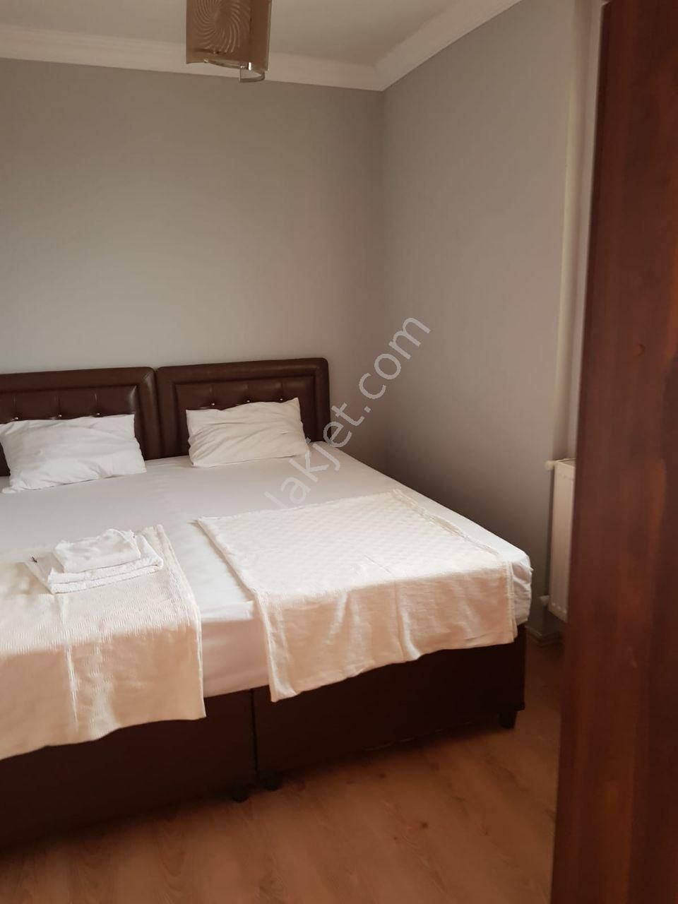 Üniversite Mah'de Satılık Eşyalı Apart - Görsel 8