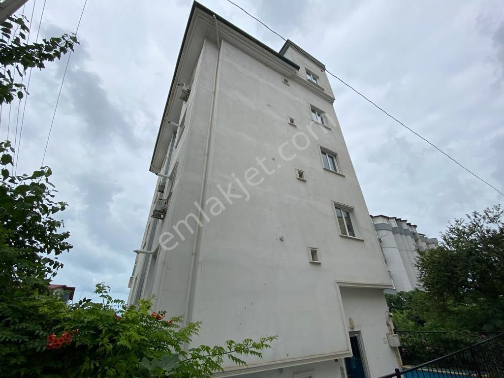 Üniversite Mah'de Satılık Eşyalı Apart - Görsel 27