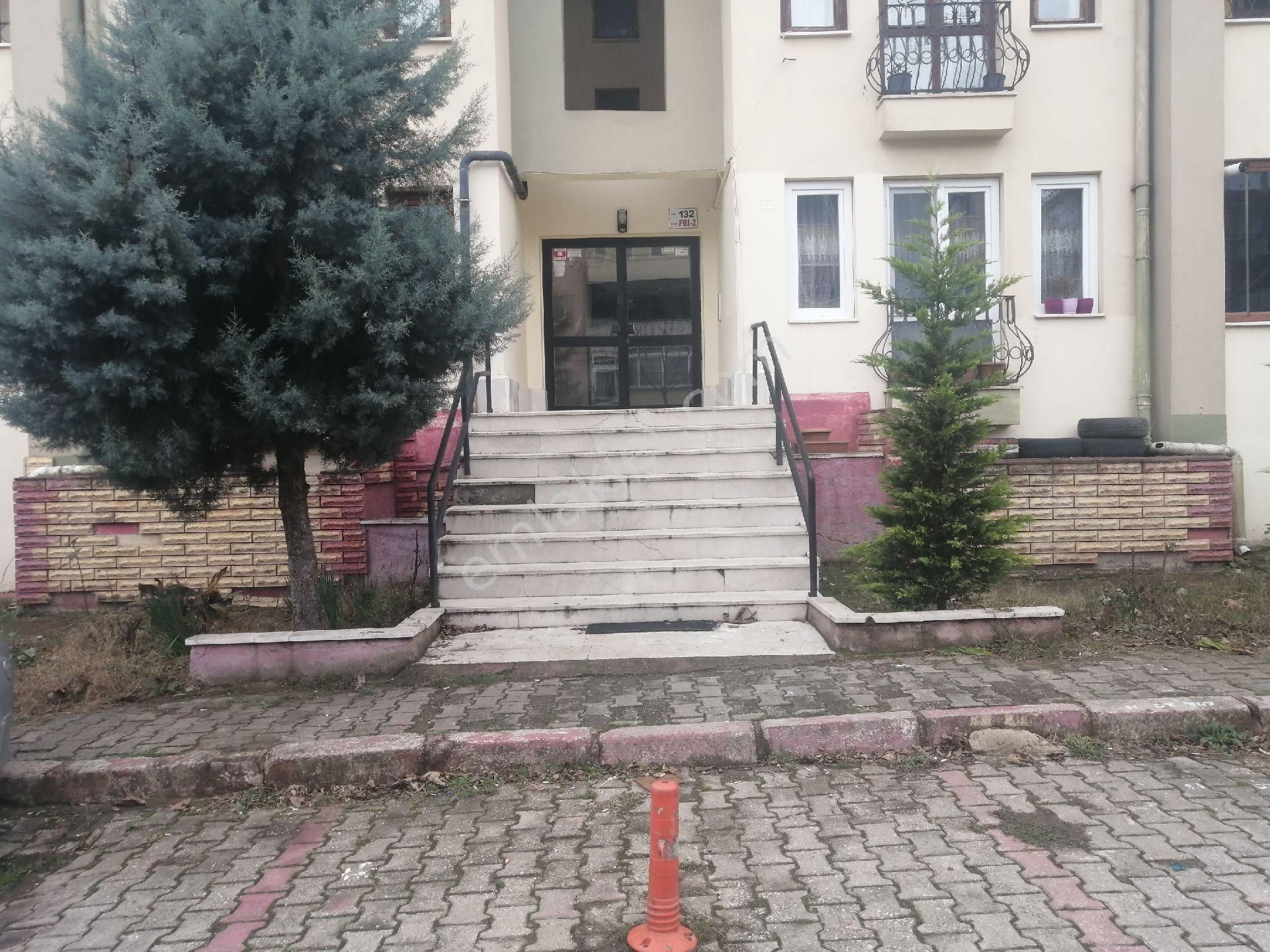 Düzce Merkez Esentepe Satılık Daire ÖZEN EMLAK DAN  14 BÖLGE 3+1 DAİRE