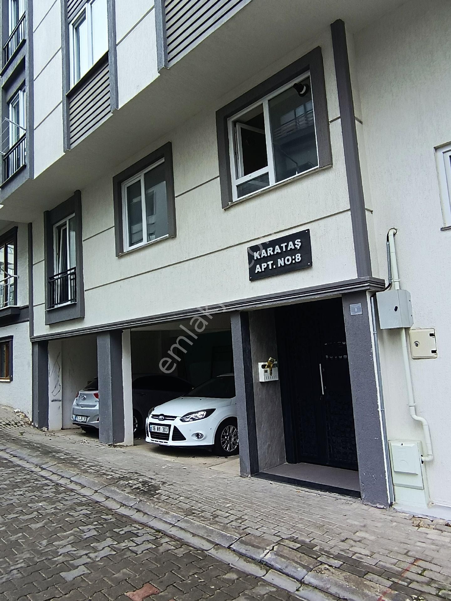 Mudanya Güzelyalı Yalı Satılık Daire Yalı Mah 2+1. 1.kat 80m2 Asansörlü Satı