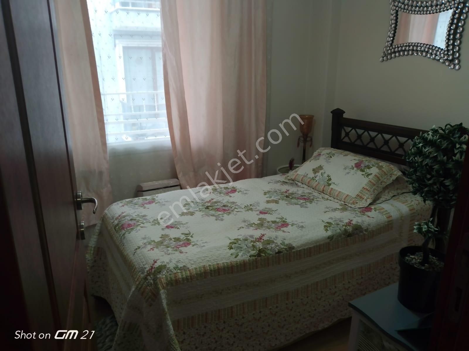 Şehit Nihatbey Caddesinde 3+1 Arakat Doğalgazlı Bakımlı - Görsel 17