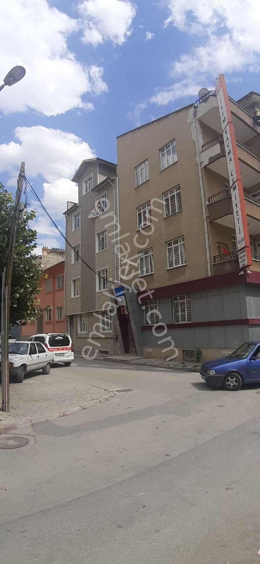 Selçuklu İhsaniye Satılık Daire Kira Geliri İçin İdeal Satılık 3+2 Daire