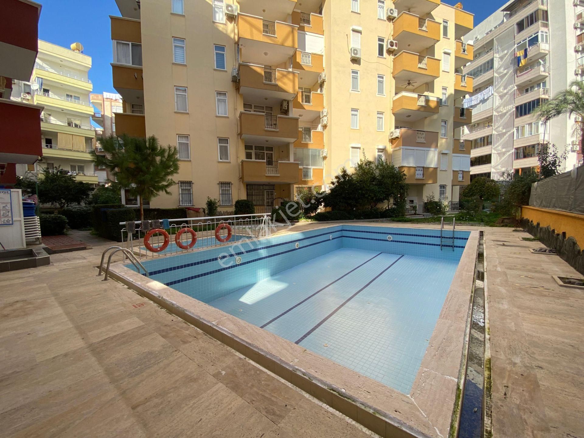 Tosmur Mahallesinde Satılık 2+1 Daire Denize 100 Metre - Görsel 15