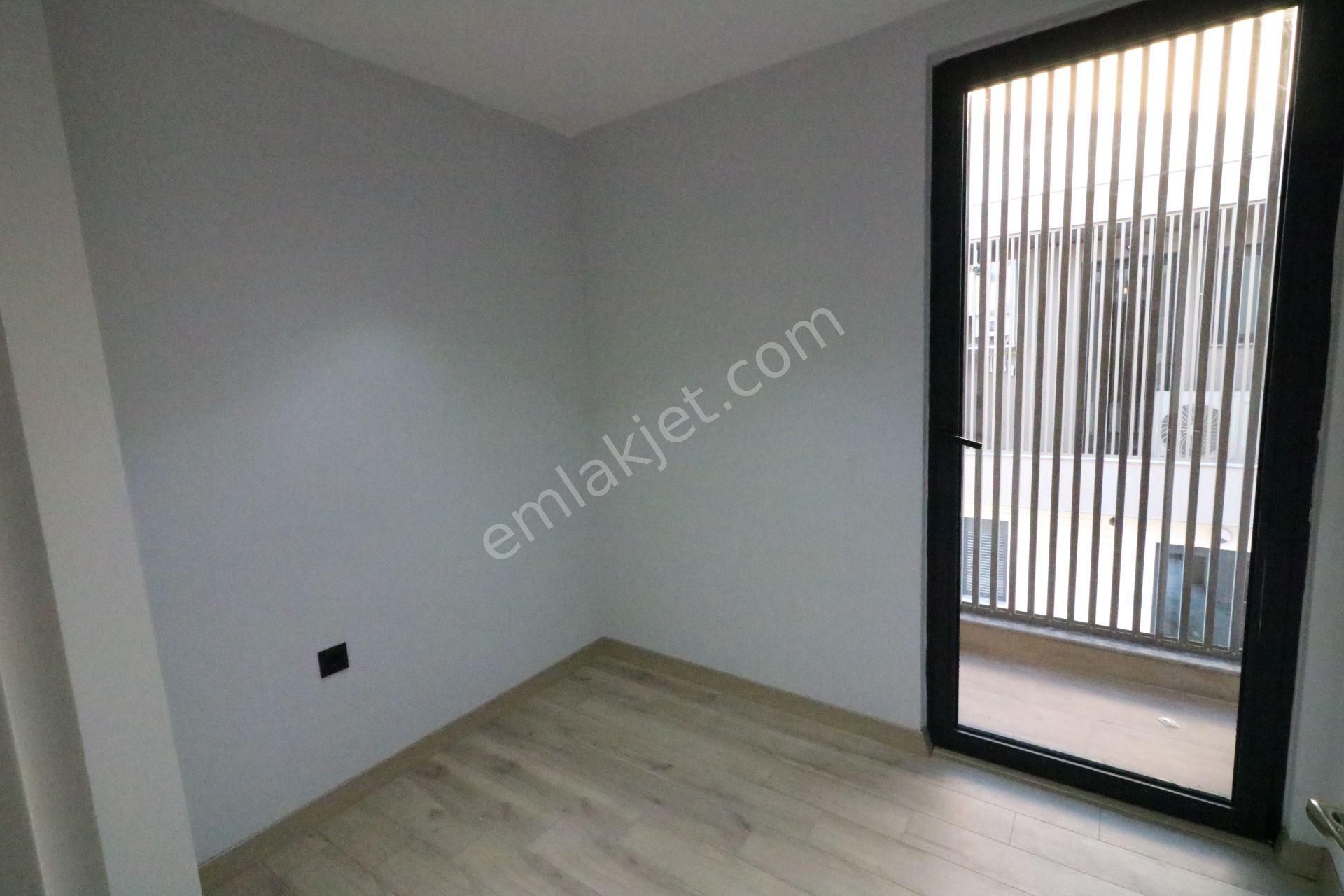 Nuray Ayhan'dan Site İçinde Havuzlu Kapalı Otoparklı Satılık 7+2 Lüx Villa - Görsel 27