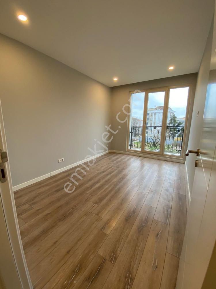 İndirli Caddesinde 3+1 Daire - Görsel 13