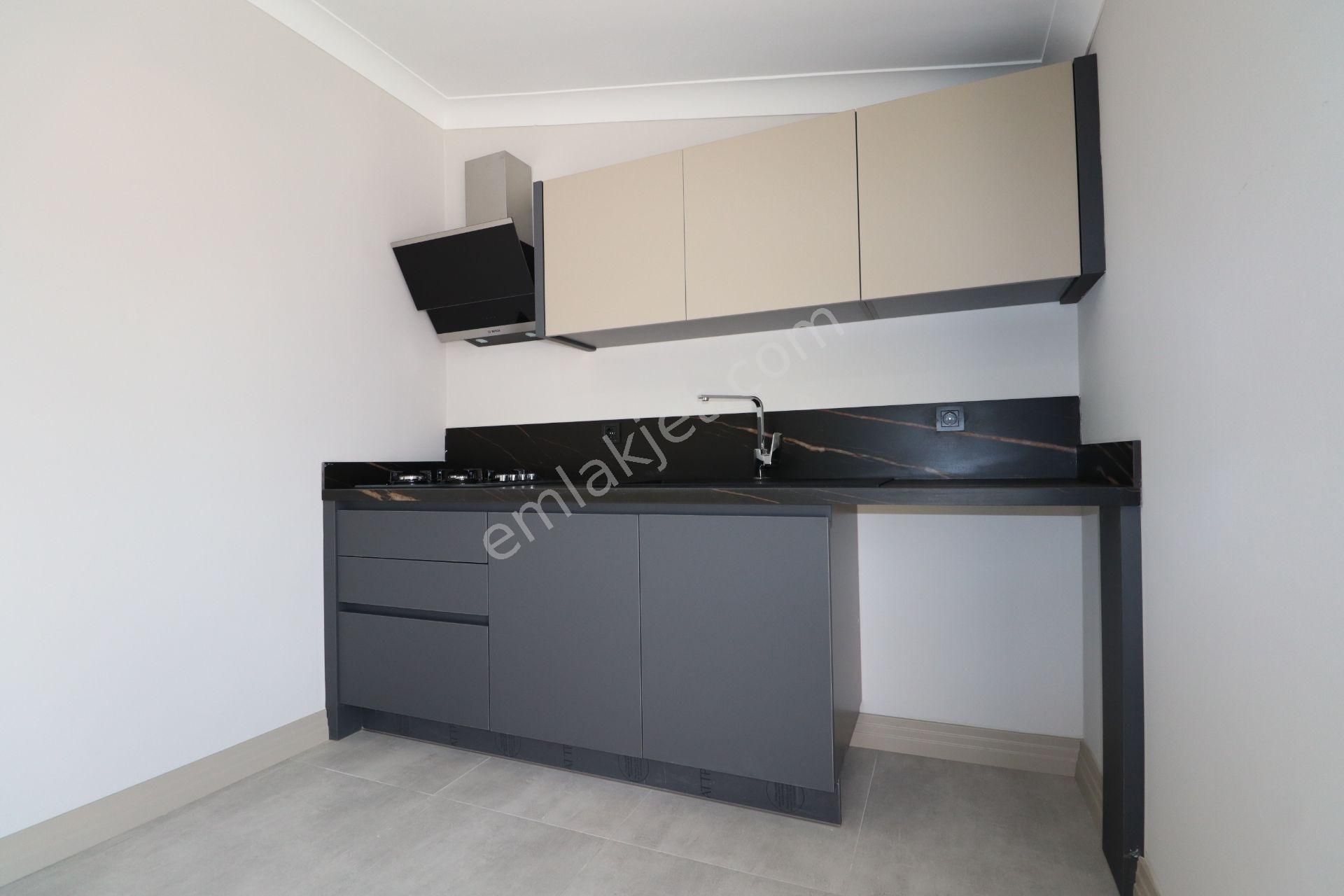 Altınoluk Ta Denize Sıfır Satılık 5+2 Ultra Lüks Villa - Görsel 34