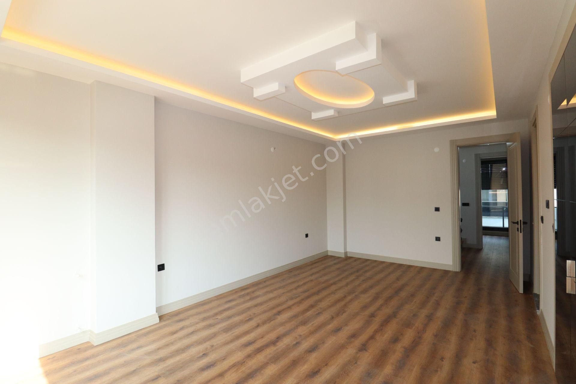 Altınoluk Ta Denize Sıfır Satılık 5+2 Ultra Lüks Villa - Görsel 27